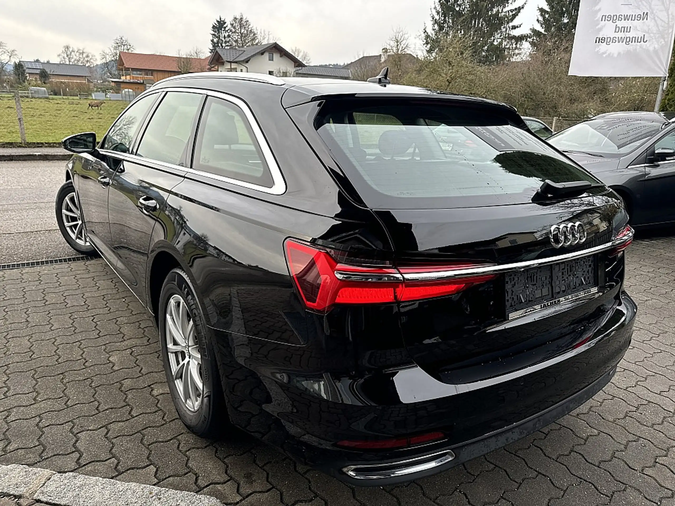 Audi - A6