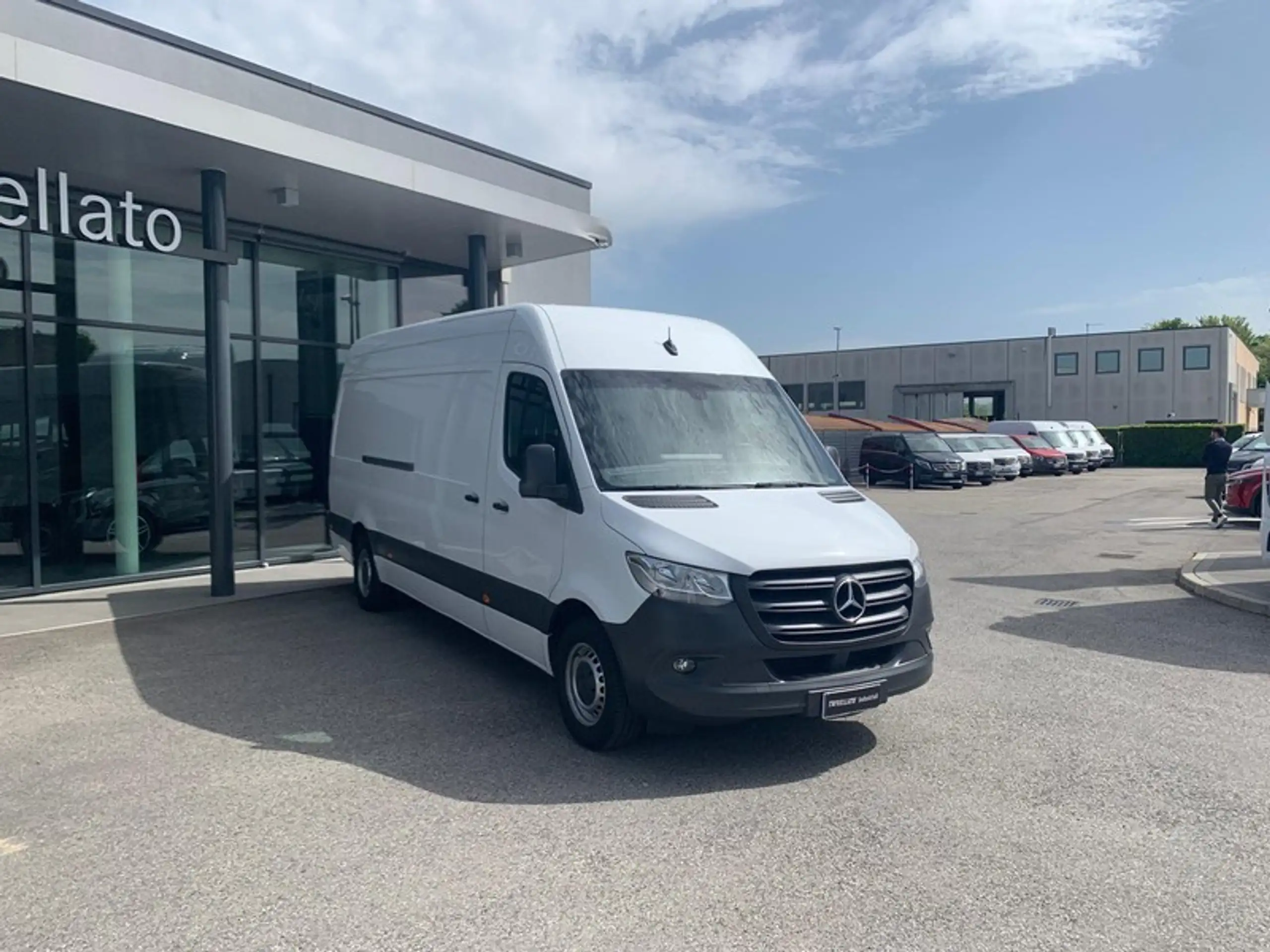 Mercedes-Benz - Sprinter