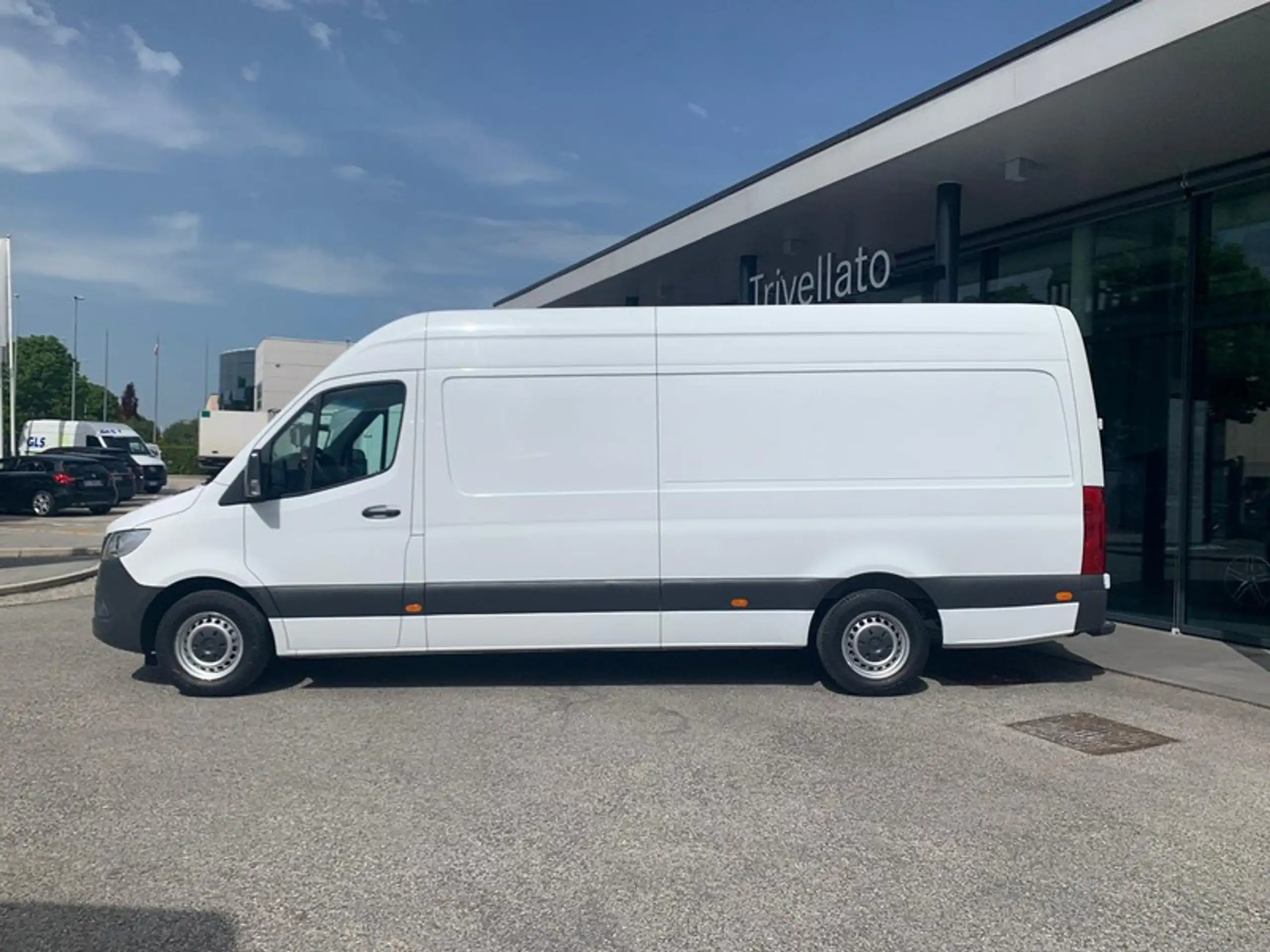 Mercedes-Benz - Sprinter