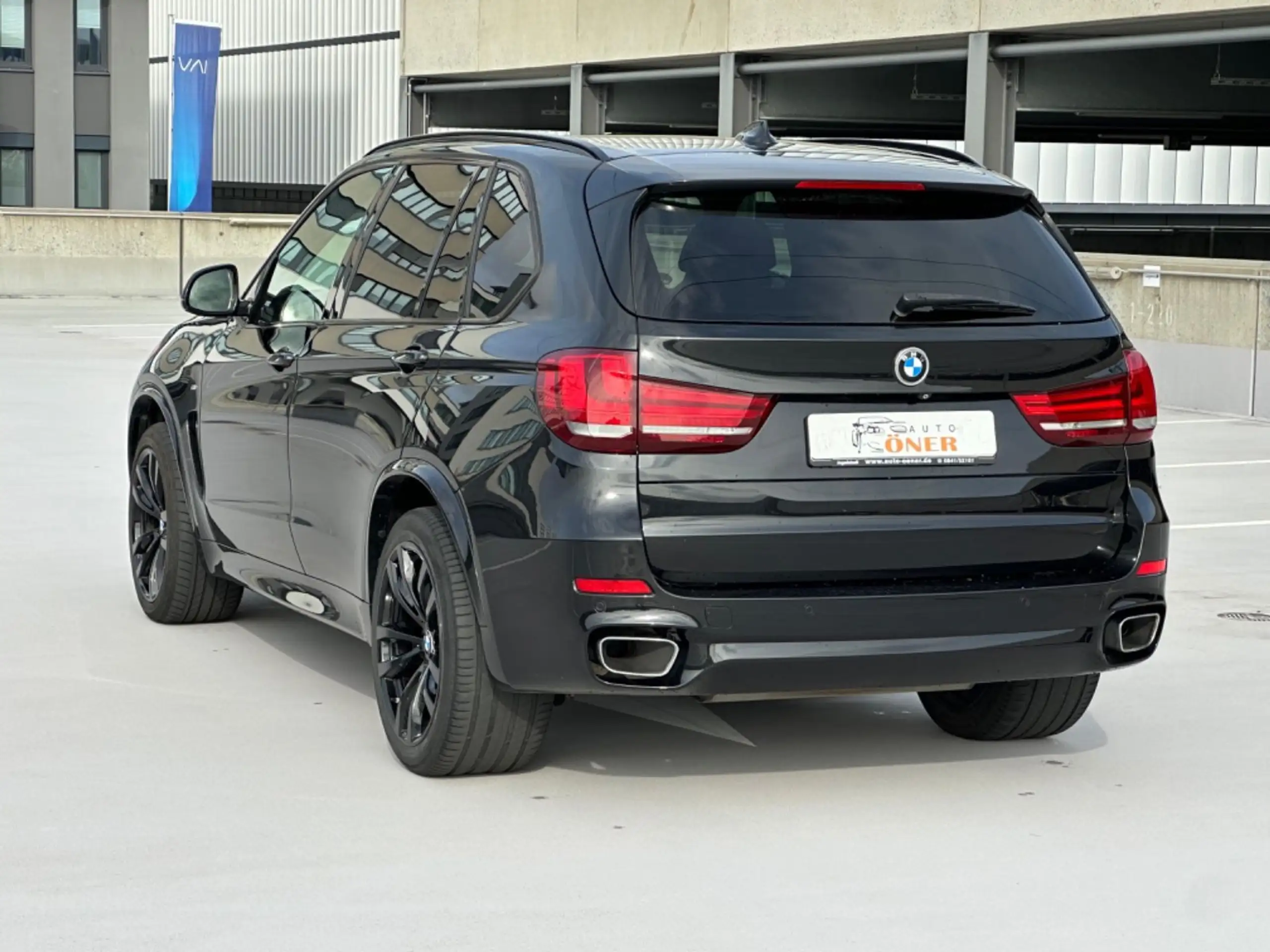 BMW - X5