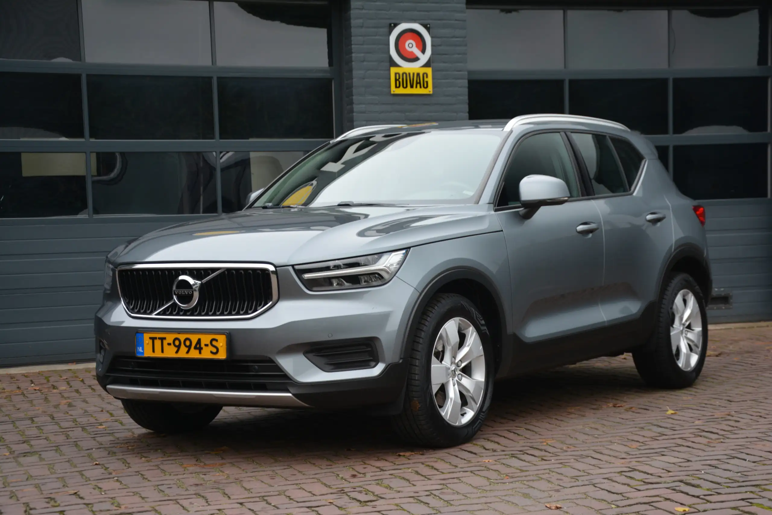 Volvo - XC40