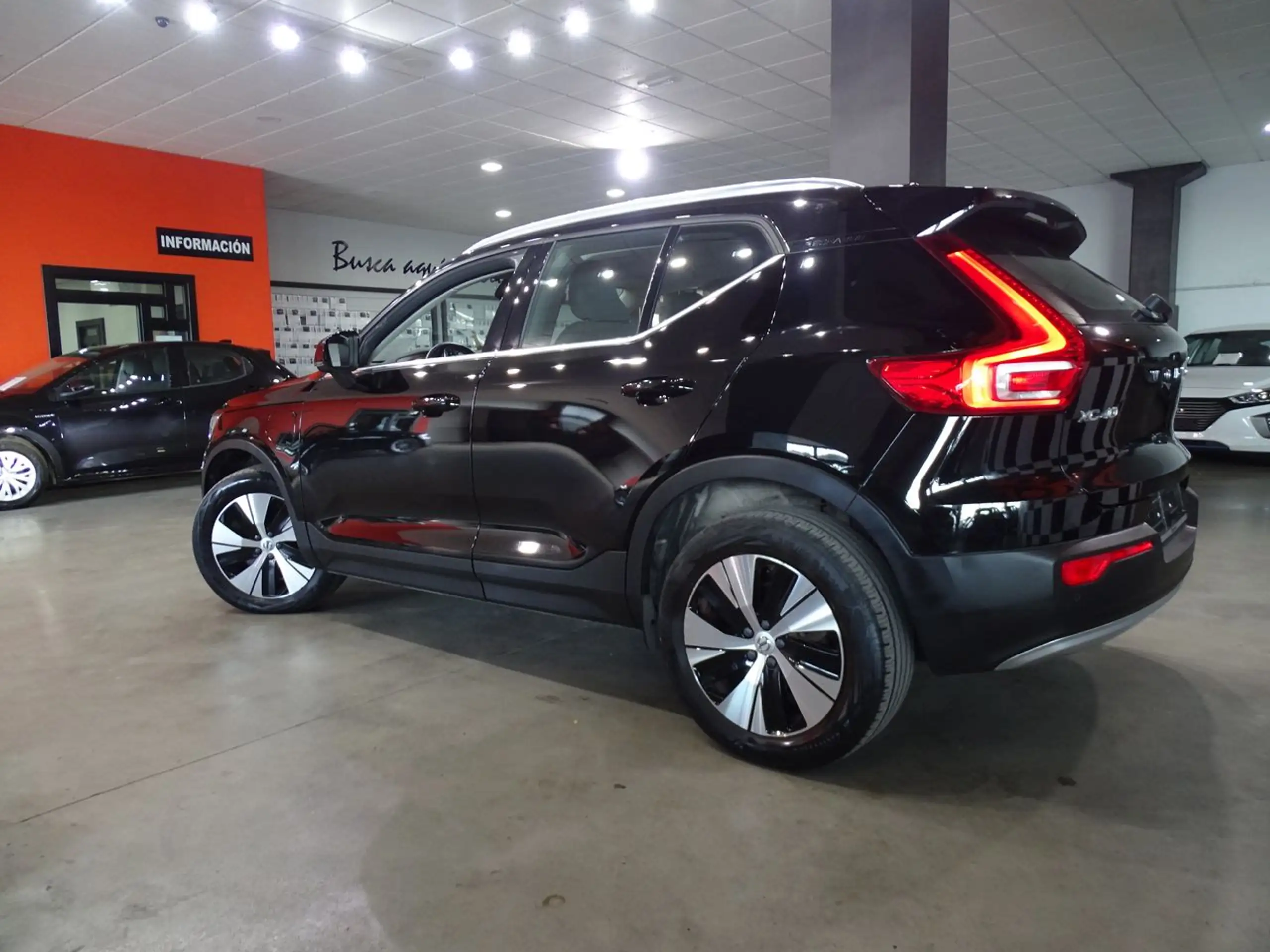 Volvo - XC40