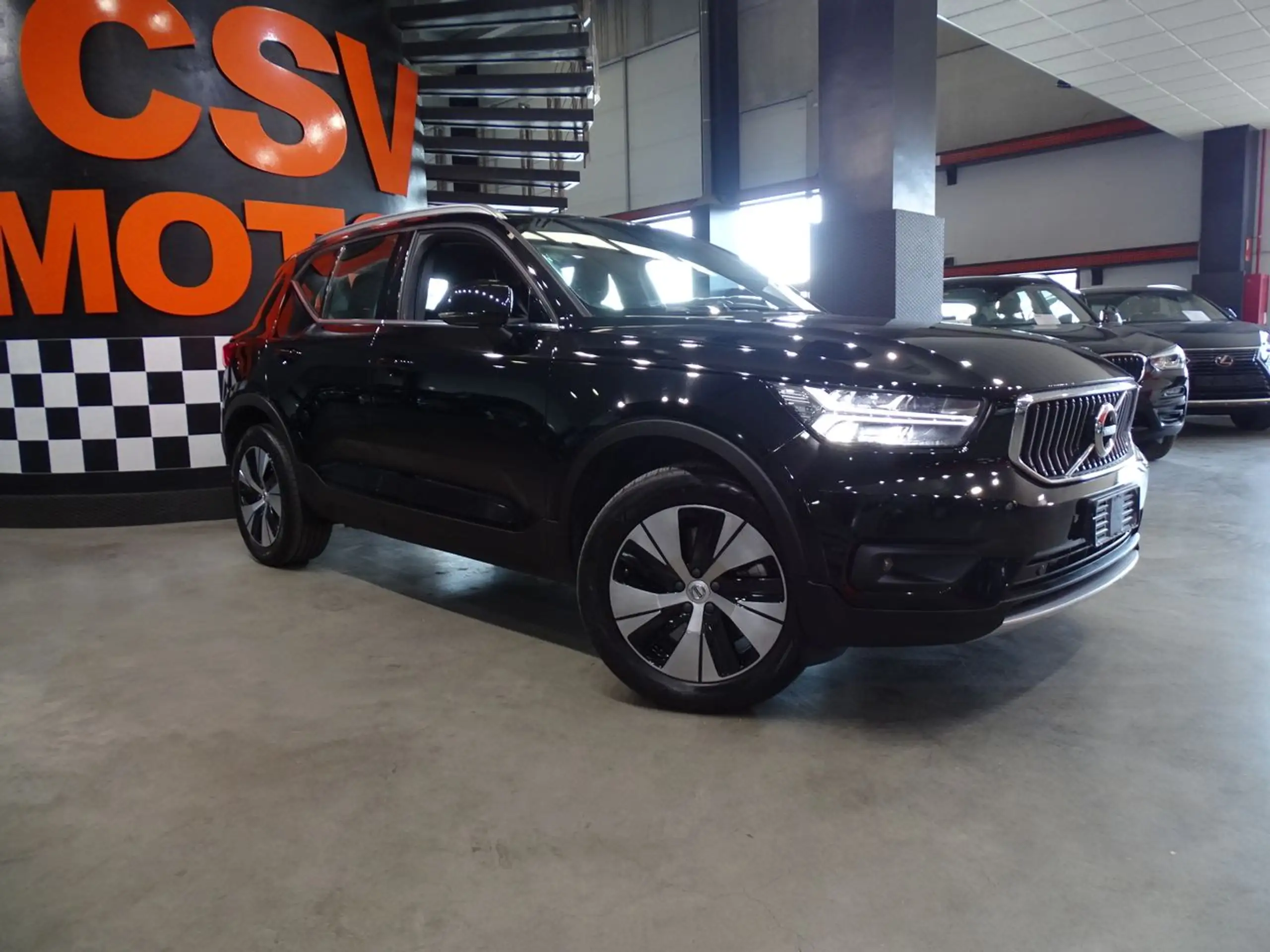 Volvo - XC40