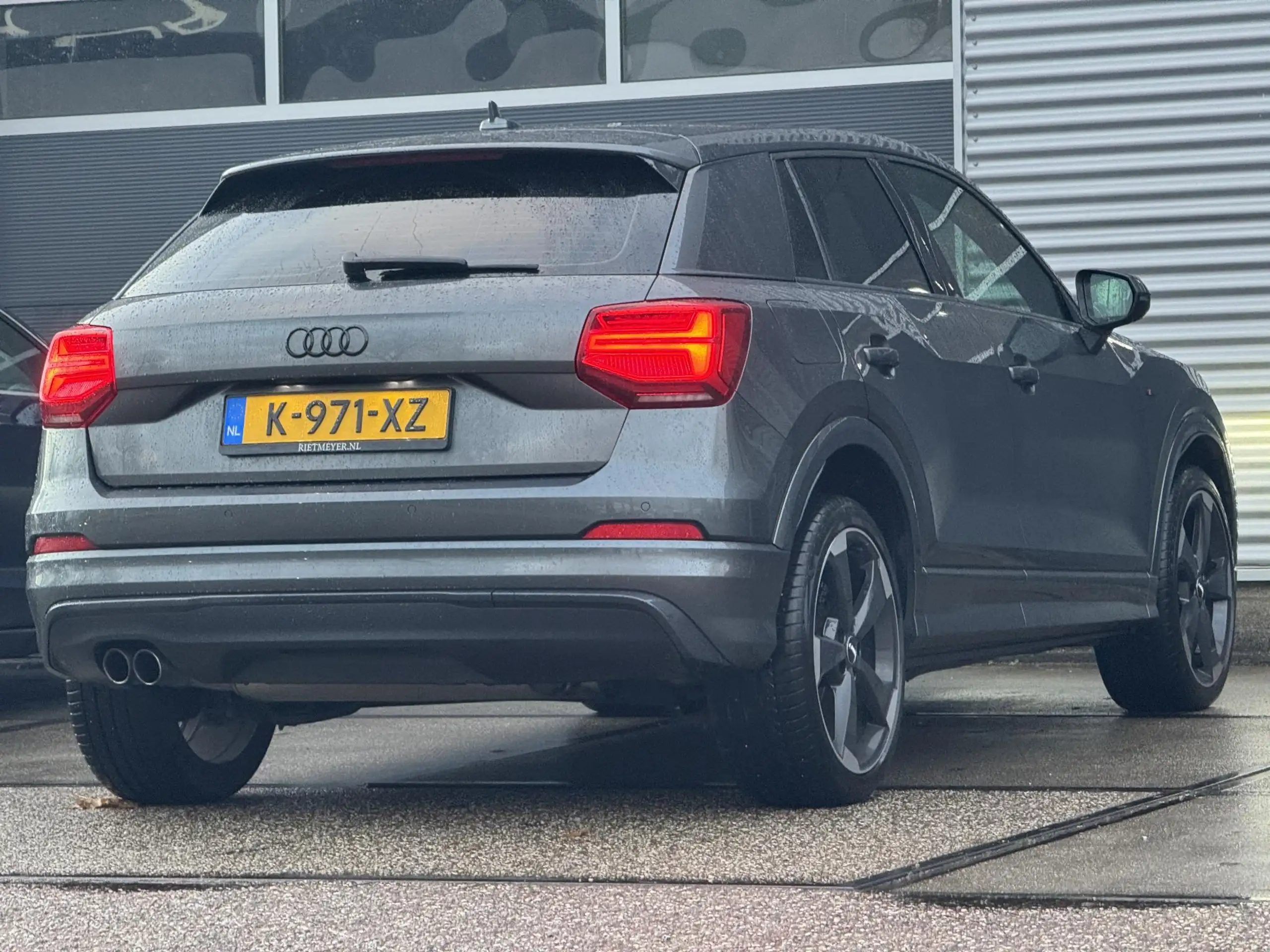 Audi - Q2