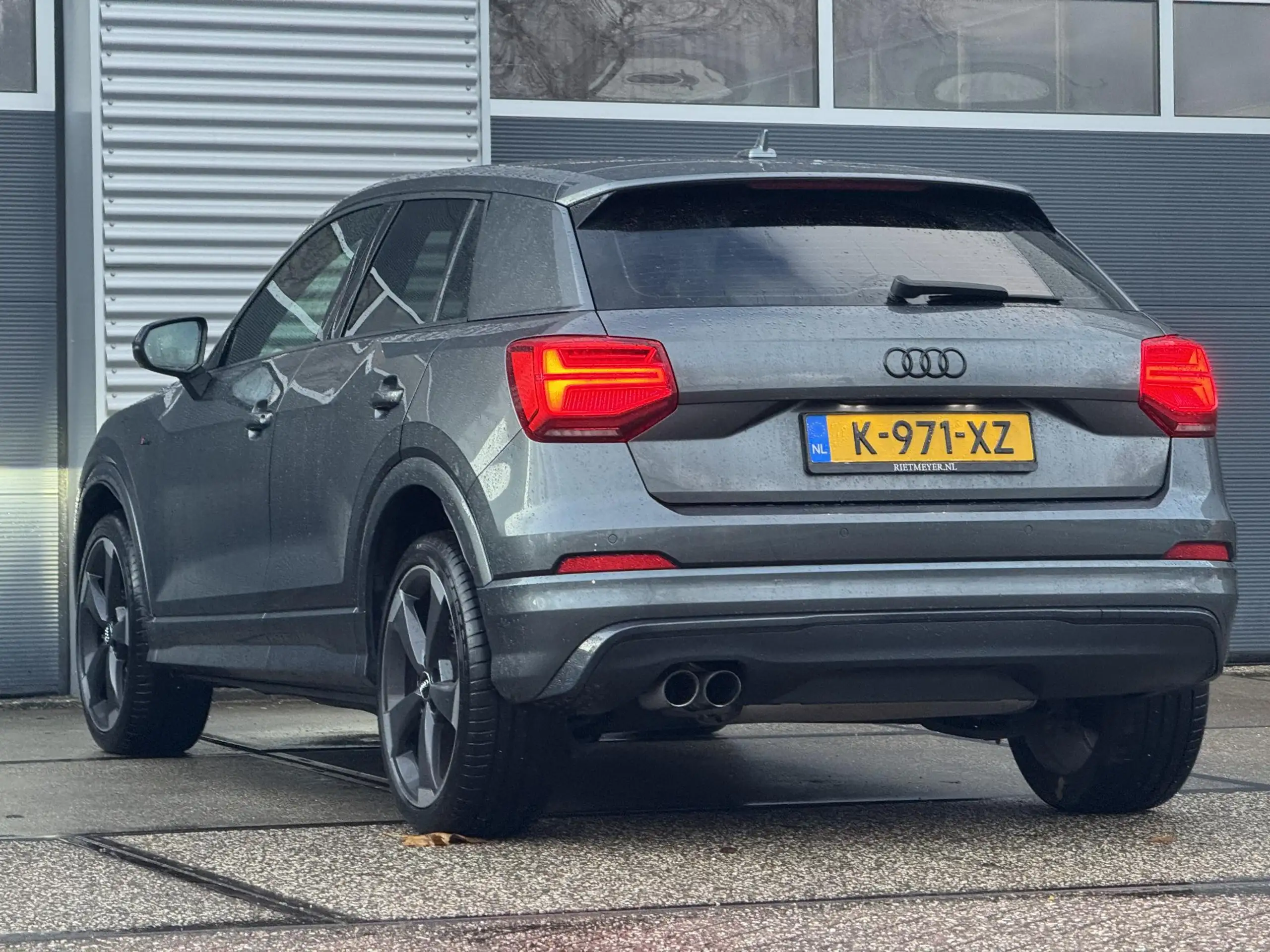 Audi - Q2