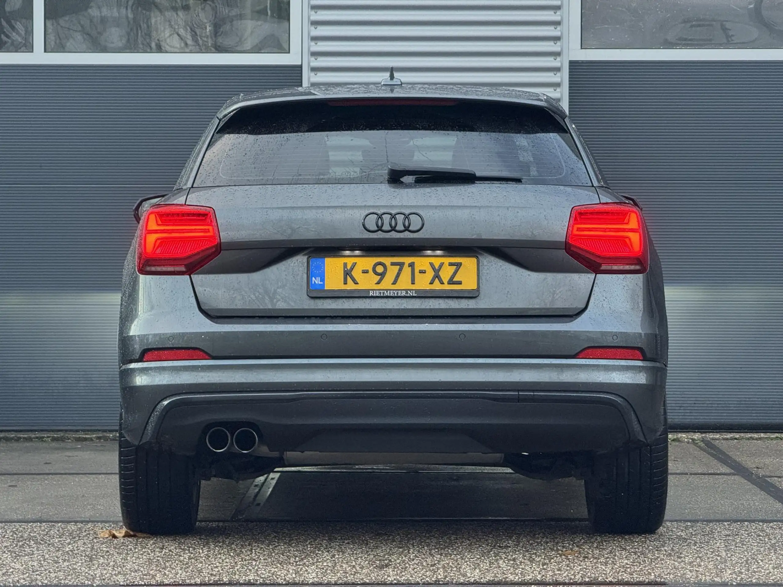 Audi - Q2