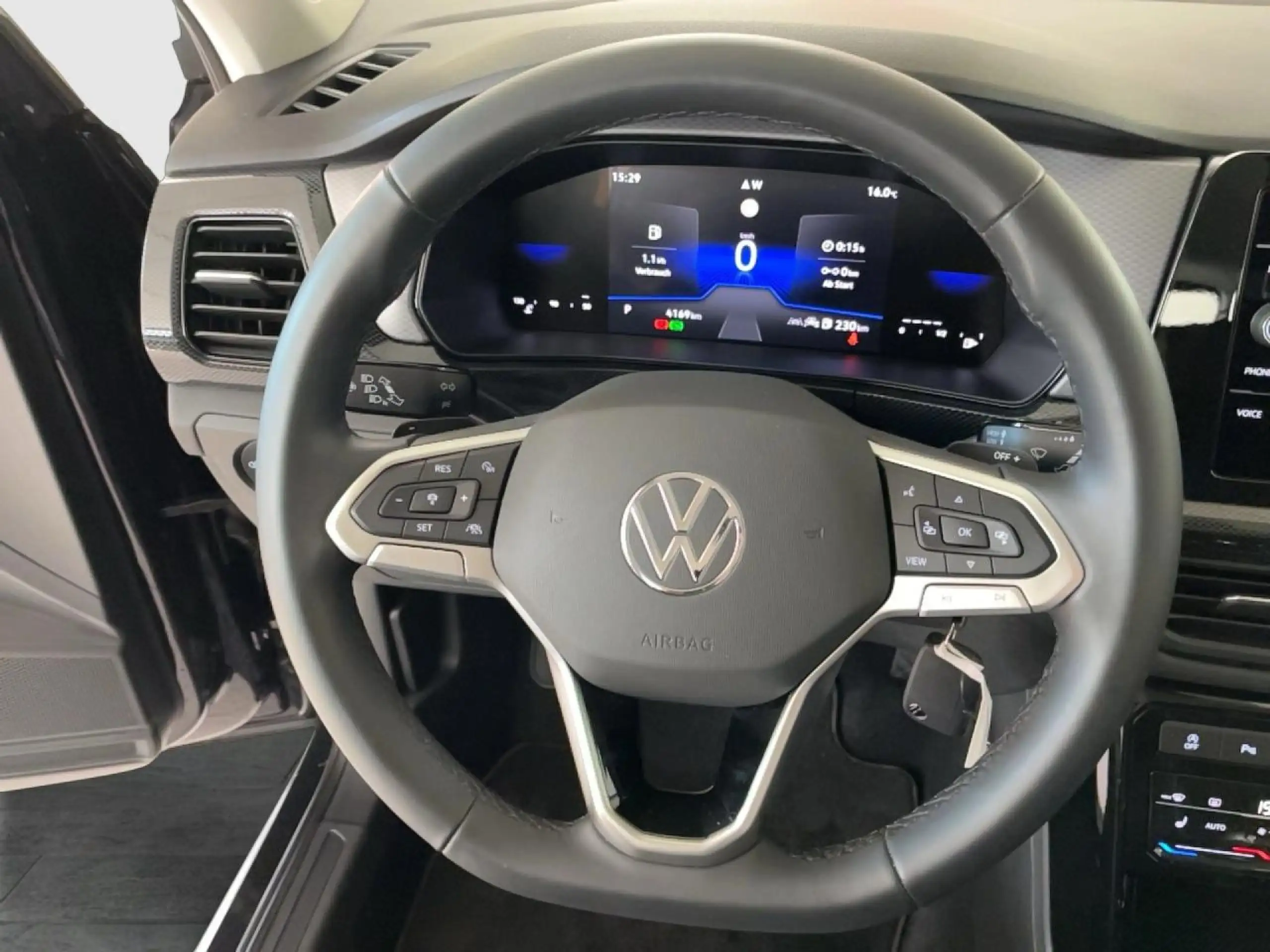 Volkswagen - T-Cross