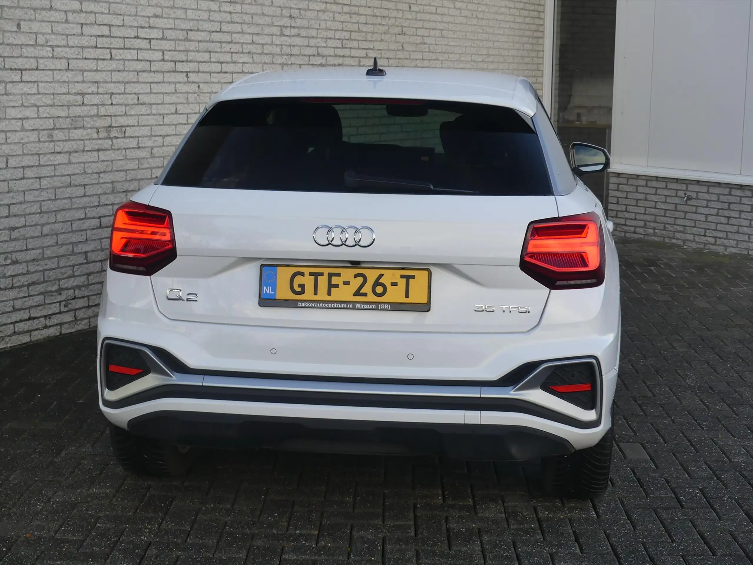 Audi - Q2