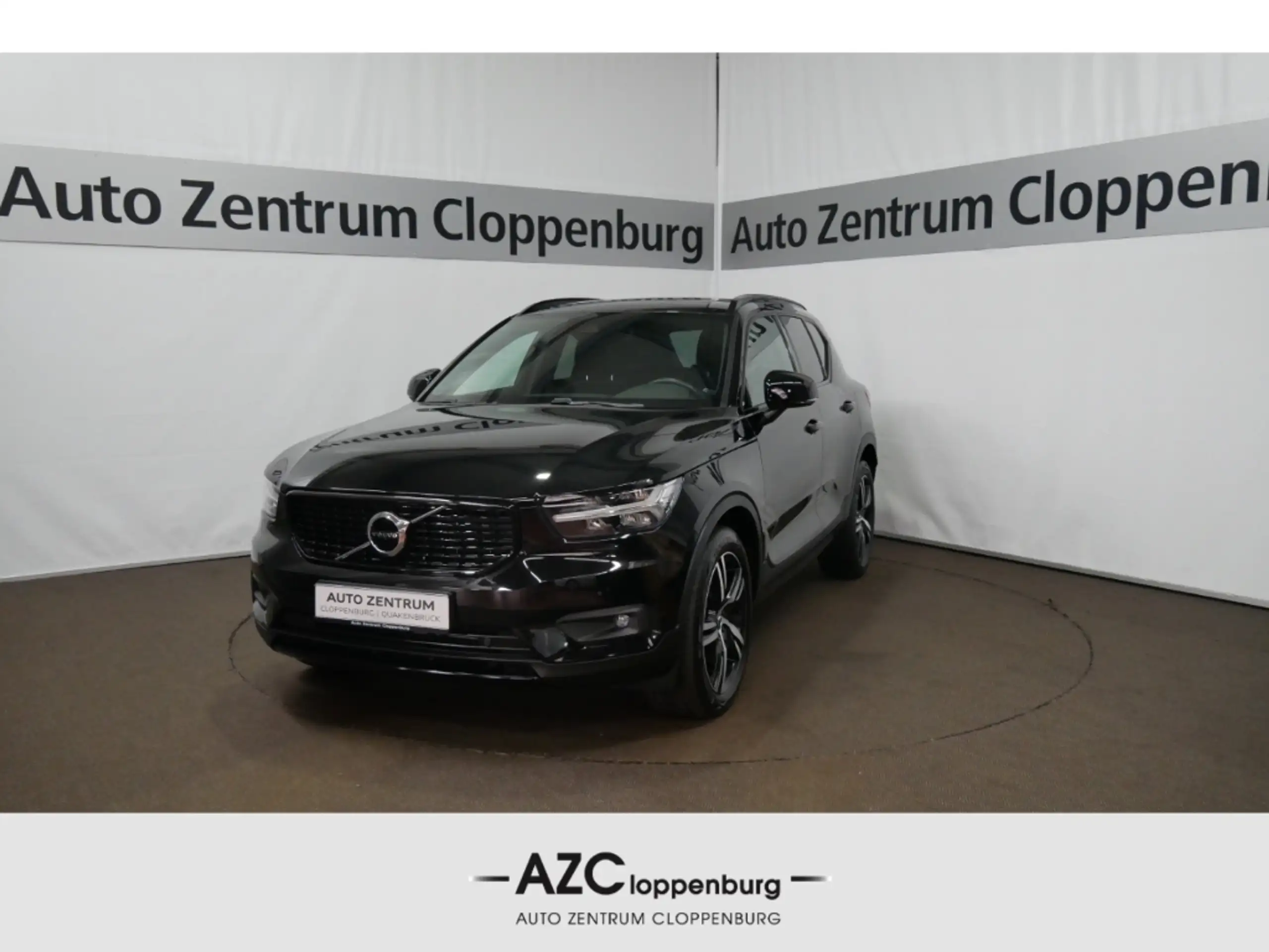 Volvo - XC40