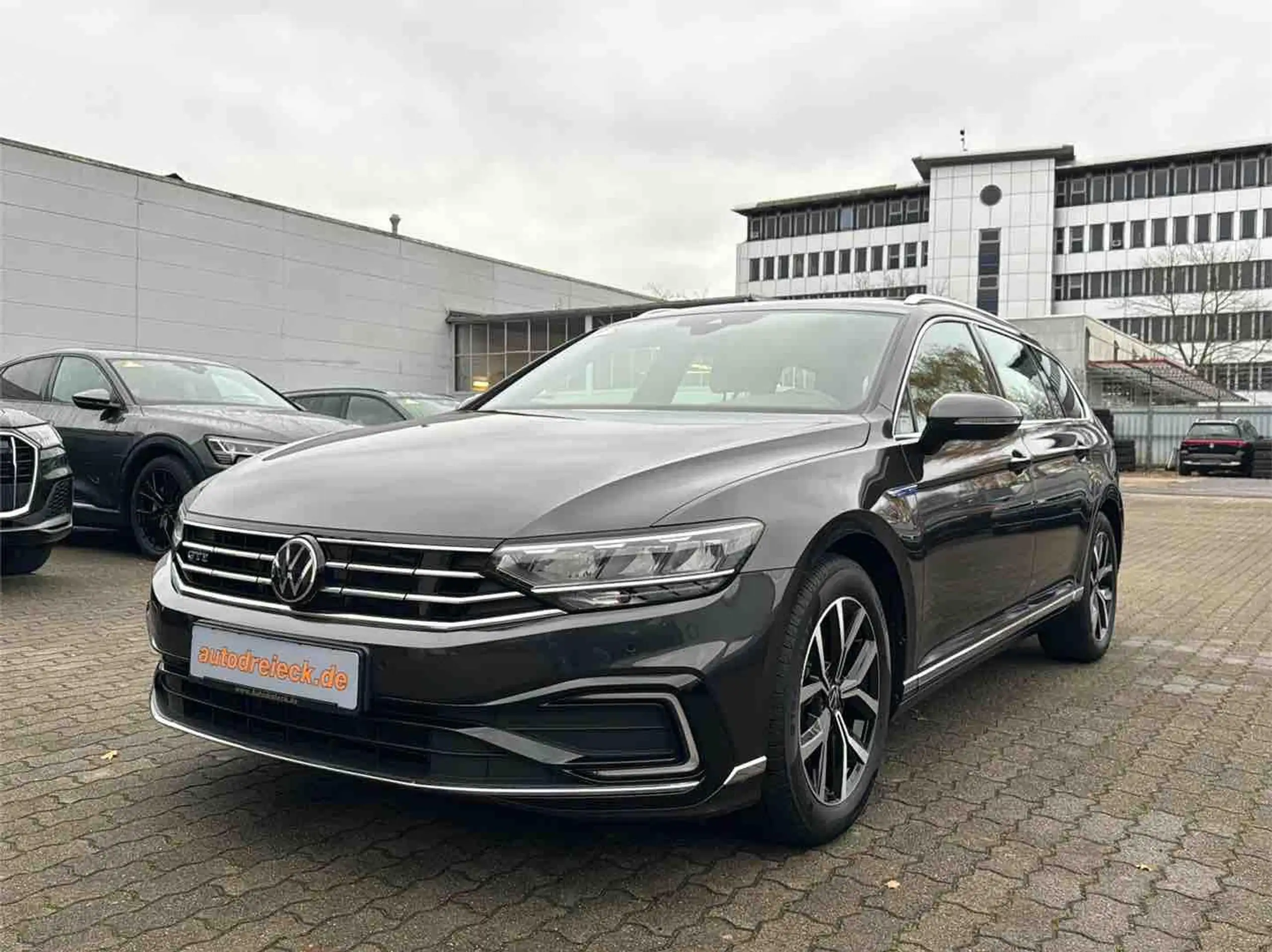 Volkswagen Passat 2022