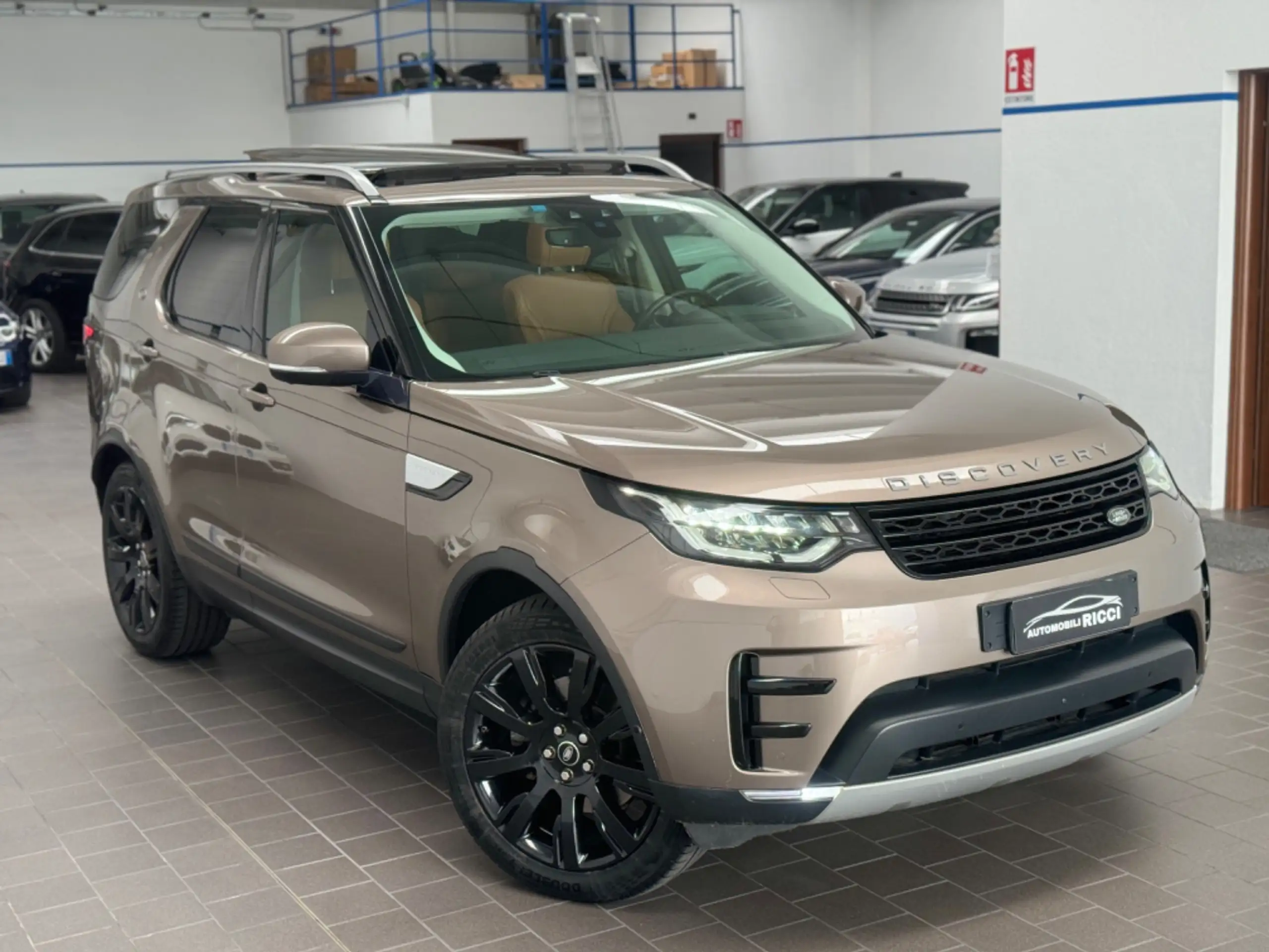 Land Rover - Discovery