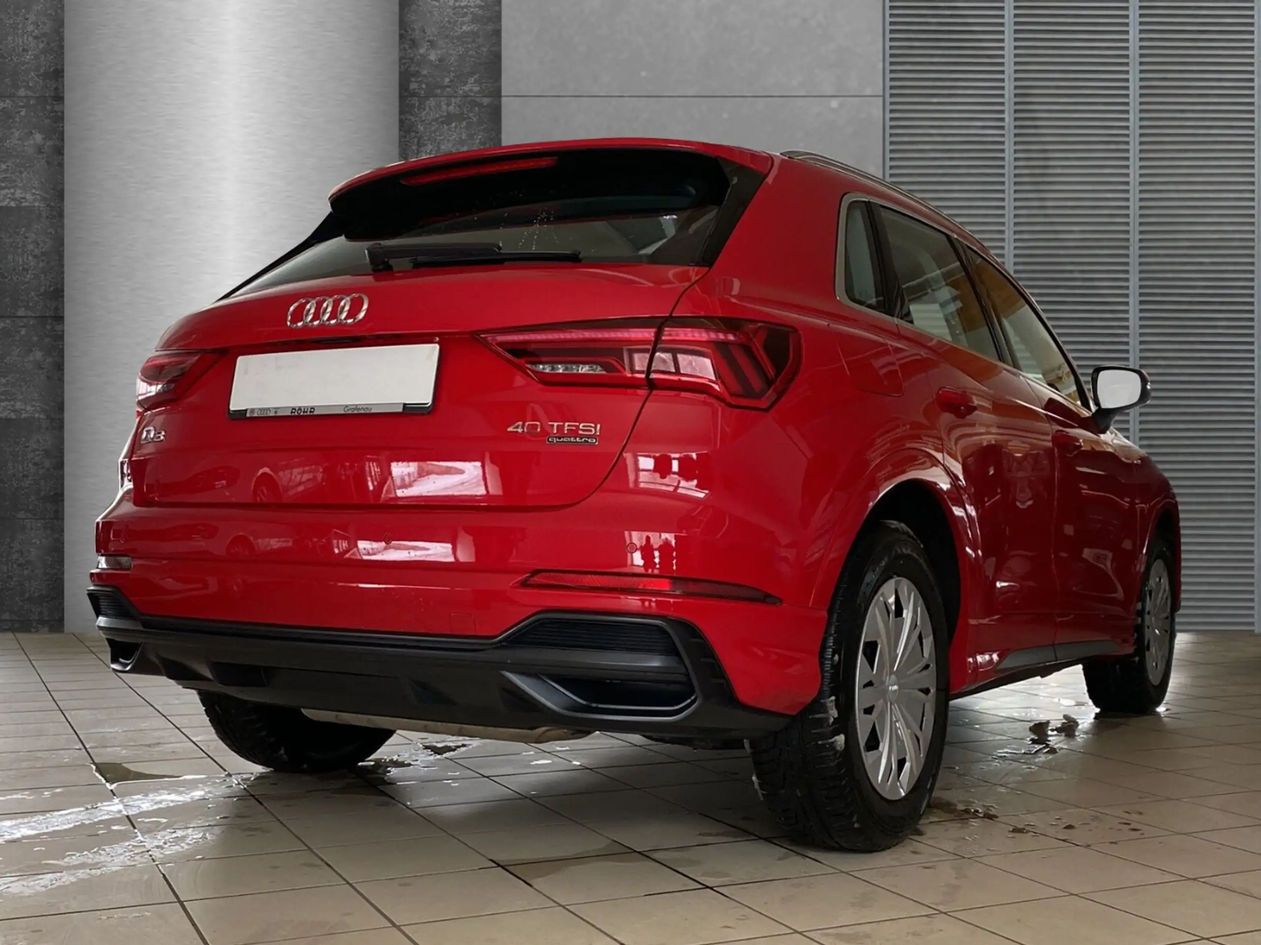 Audi - Q3