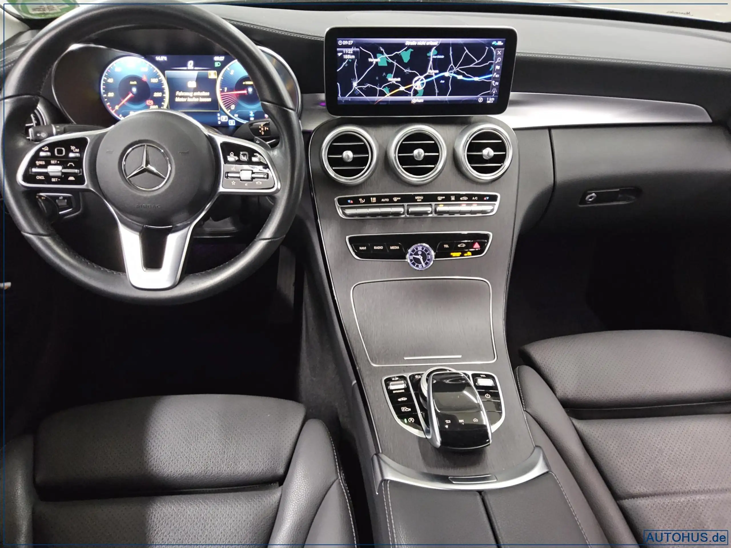 Mercedes-Benz - C 220