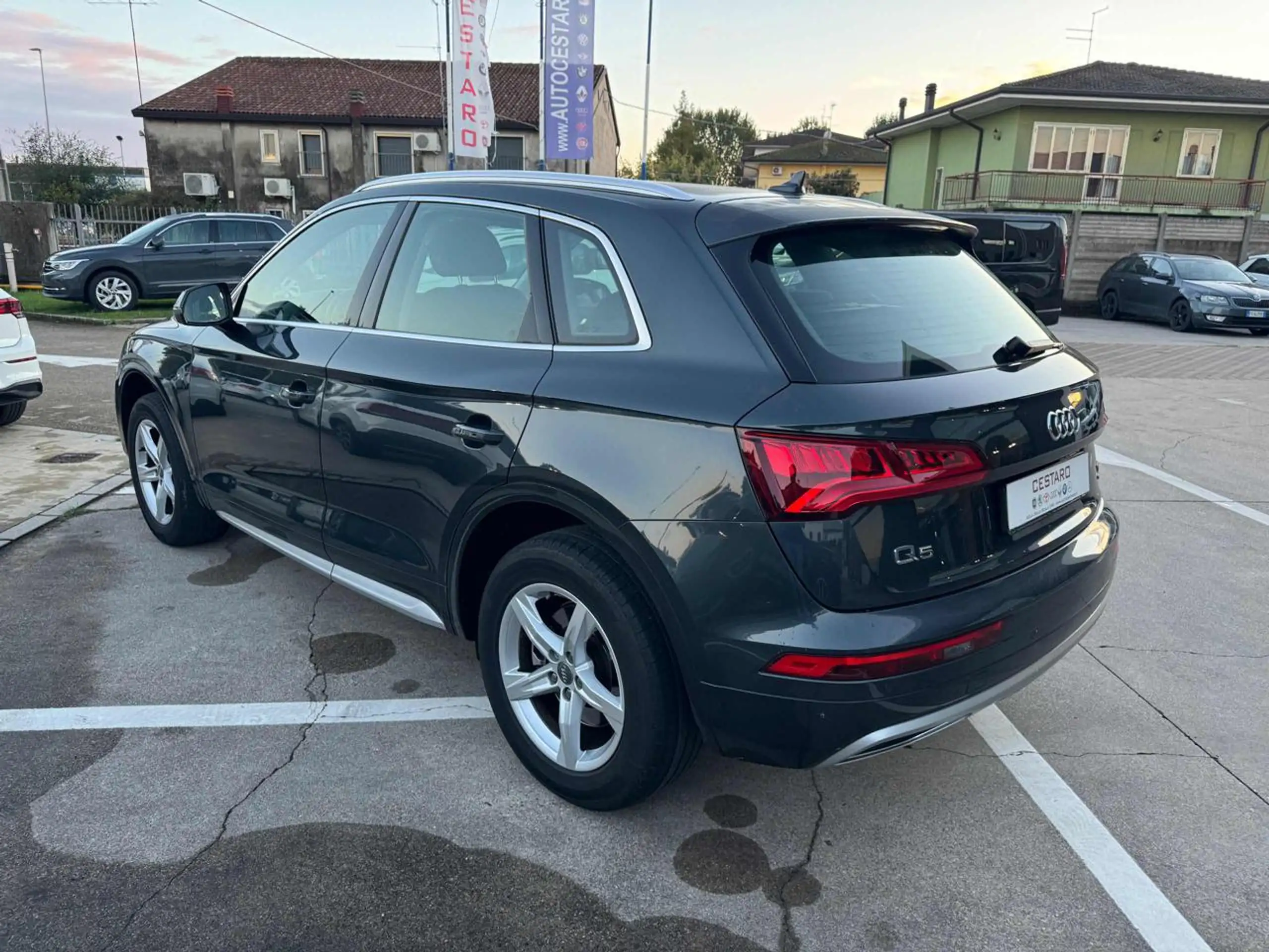 Audi - Q5