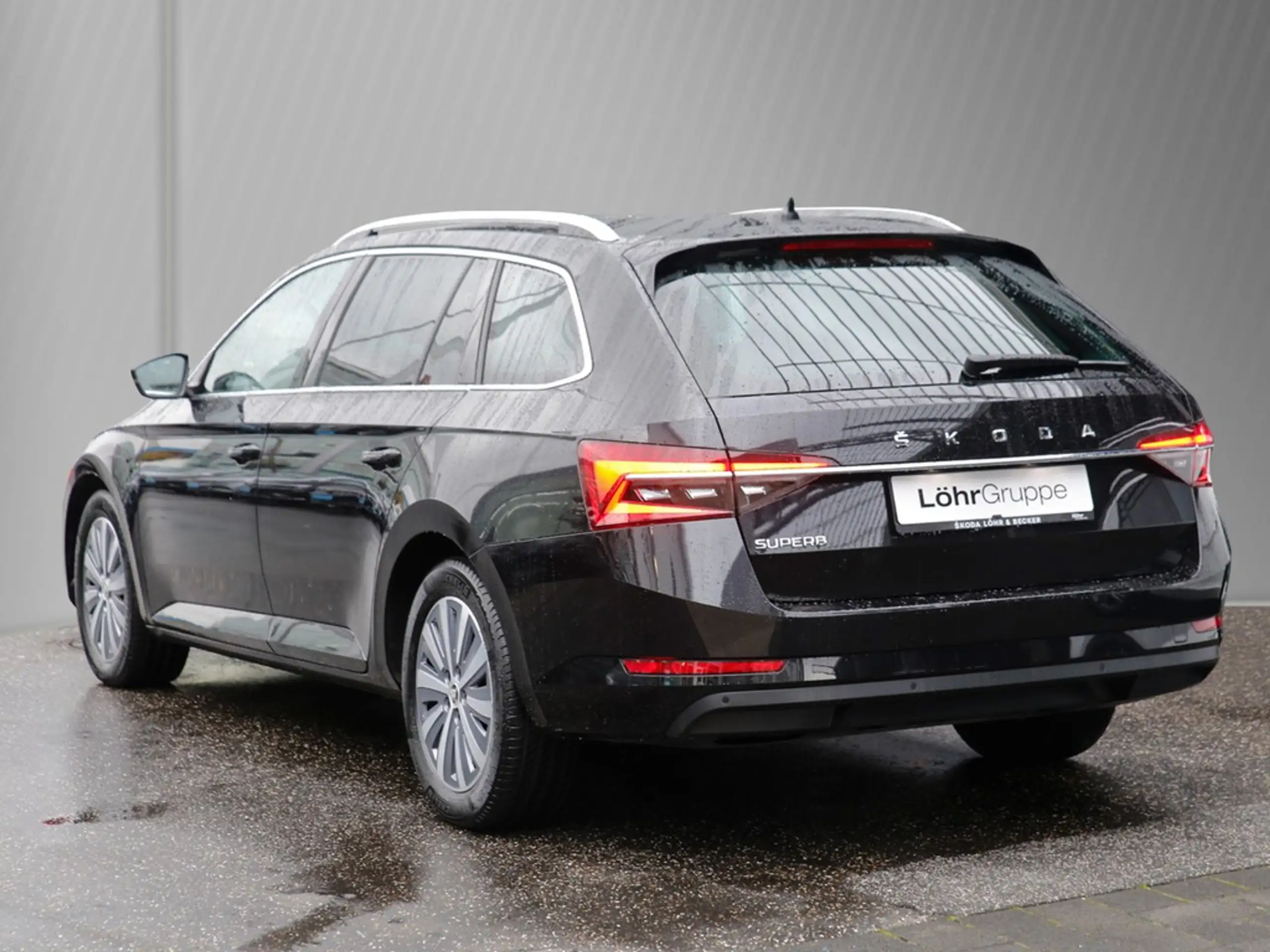 Skoda - Superb