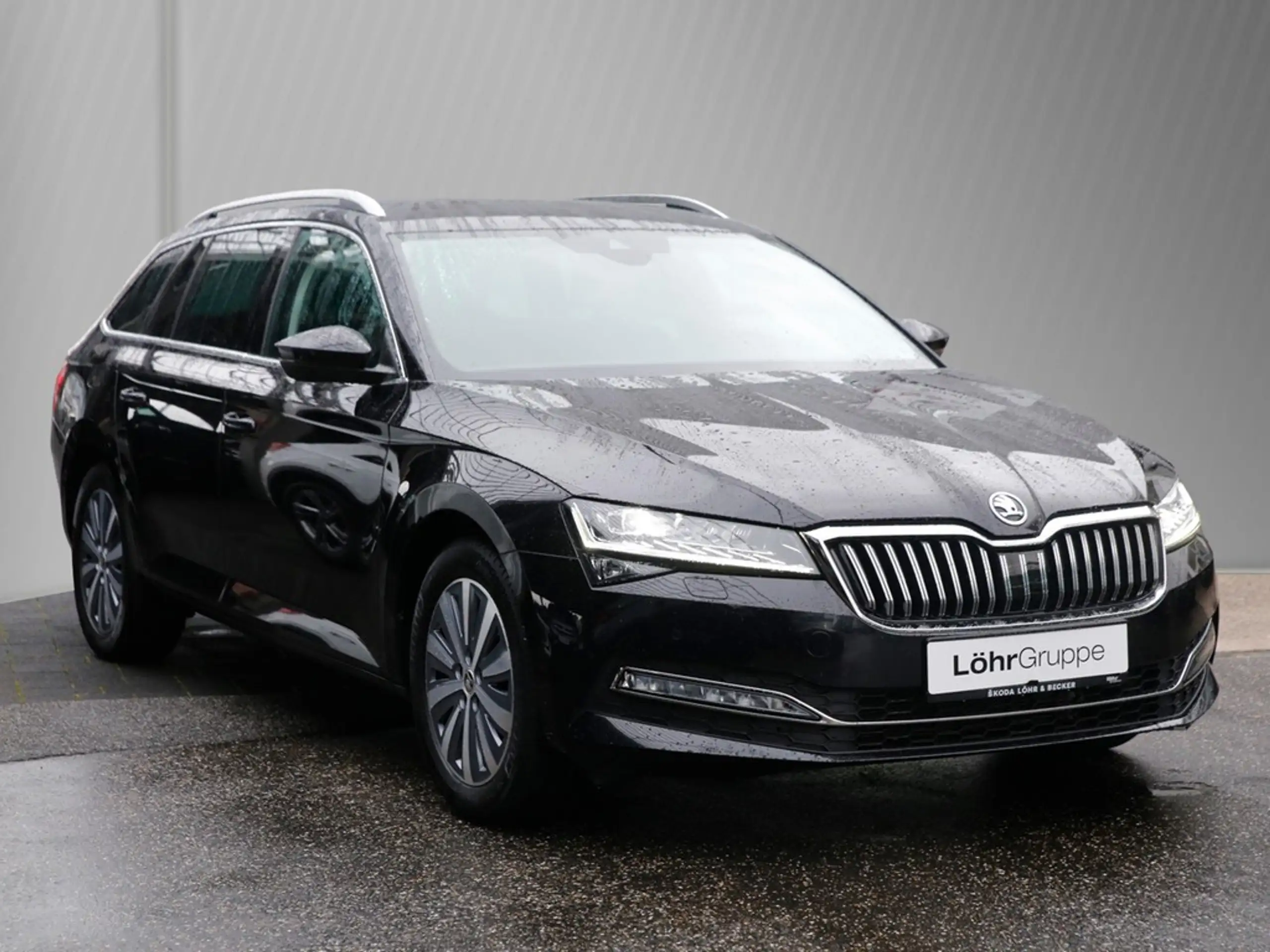 Skoda - Superb