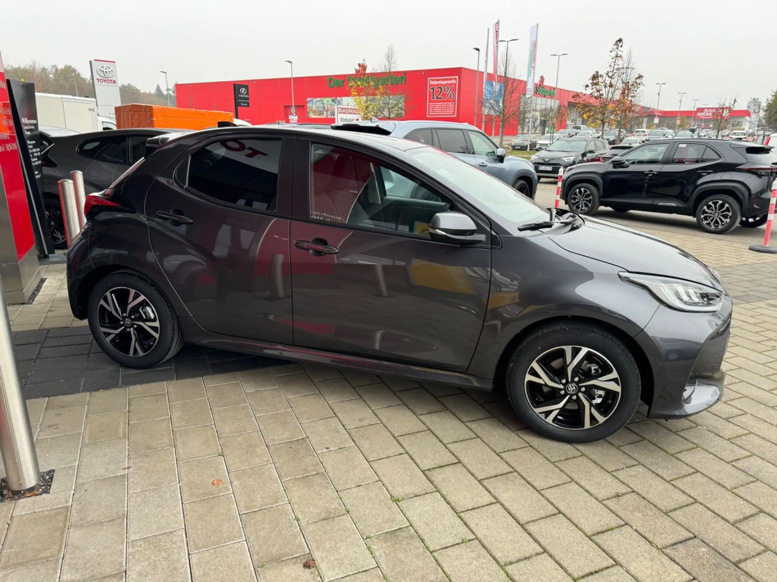 Toyota - Yaris