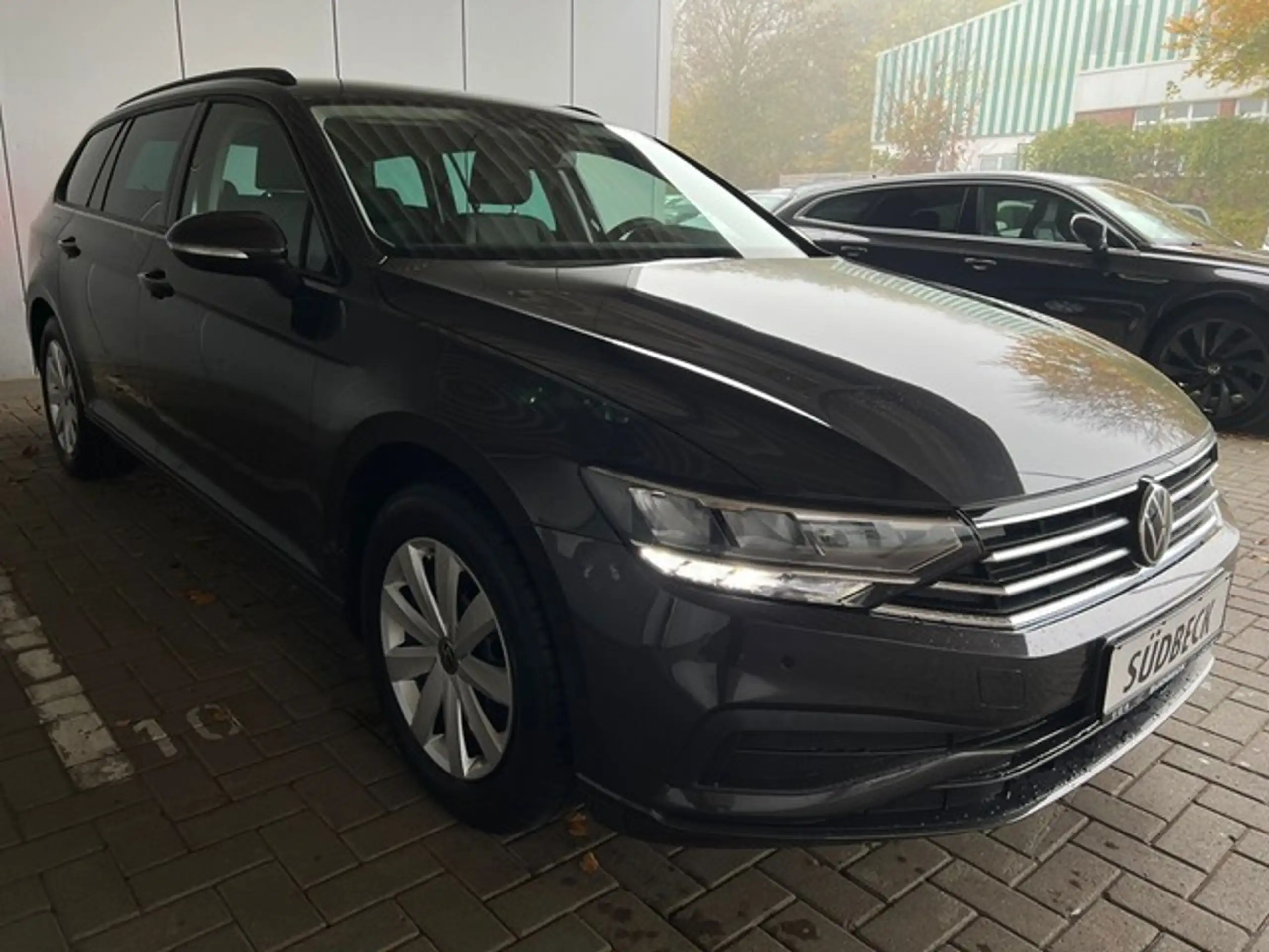 Volkswagen - Passat Variant