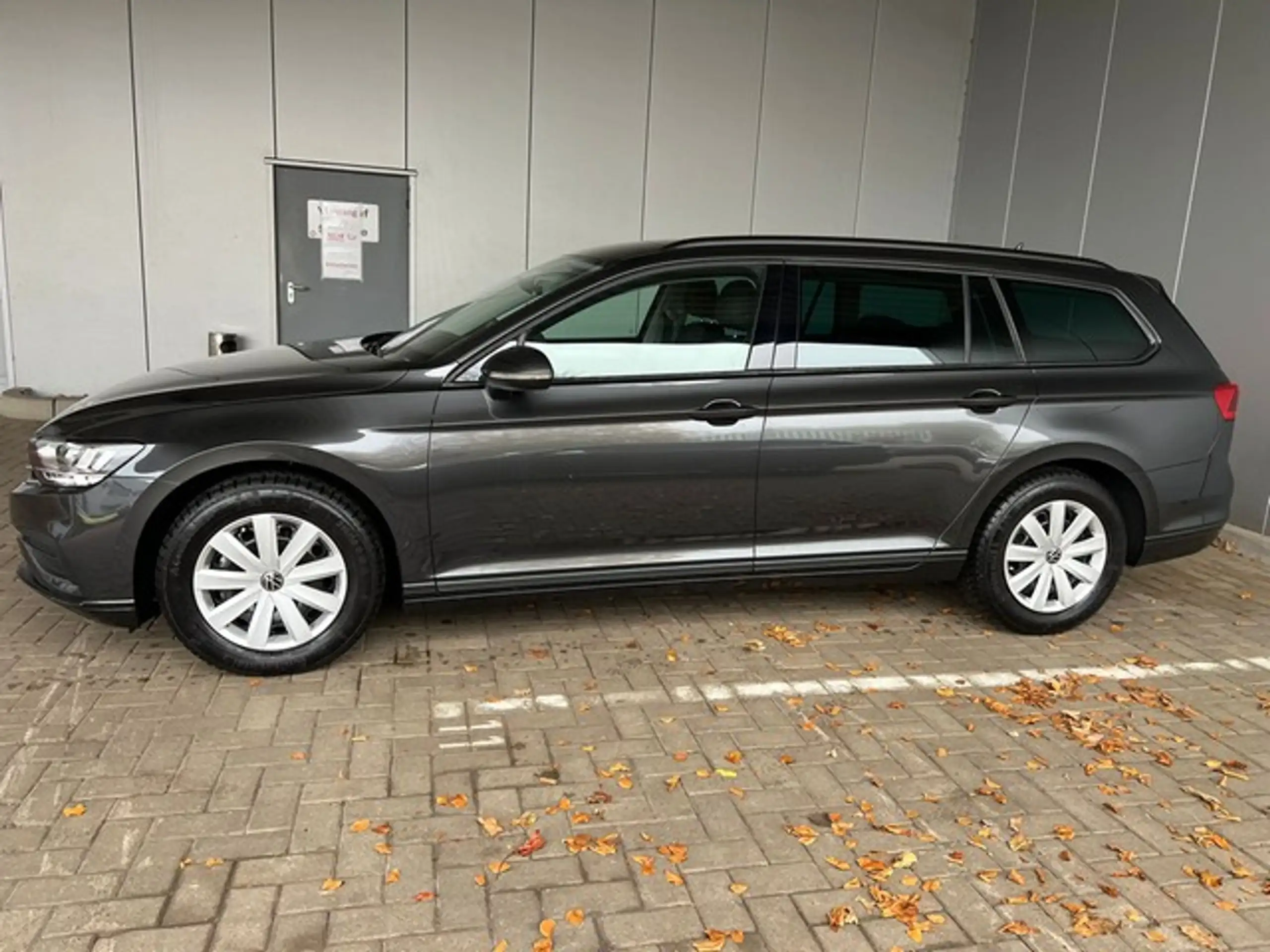 Volkswagen - Passat Variant