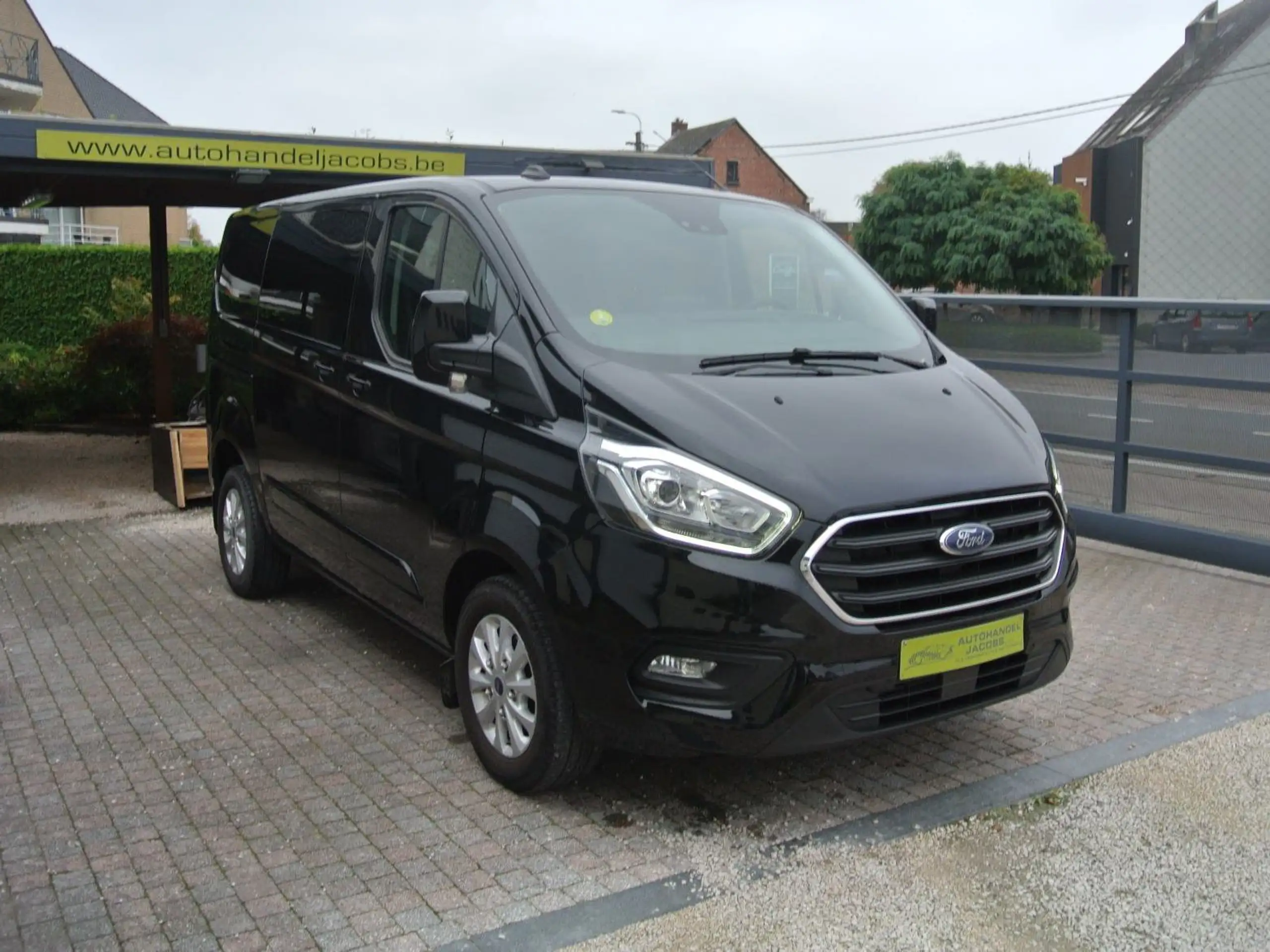 Ford - Transit Custom