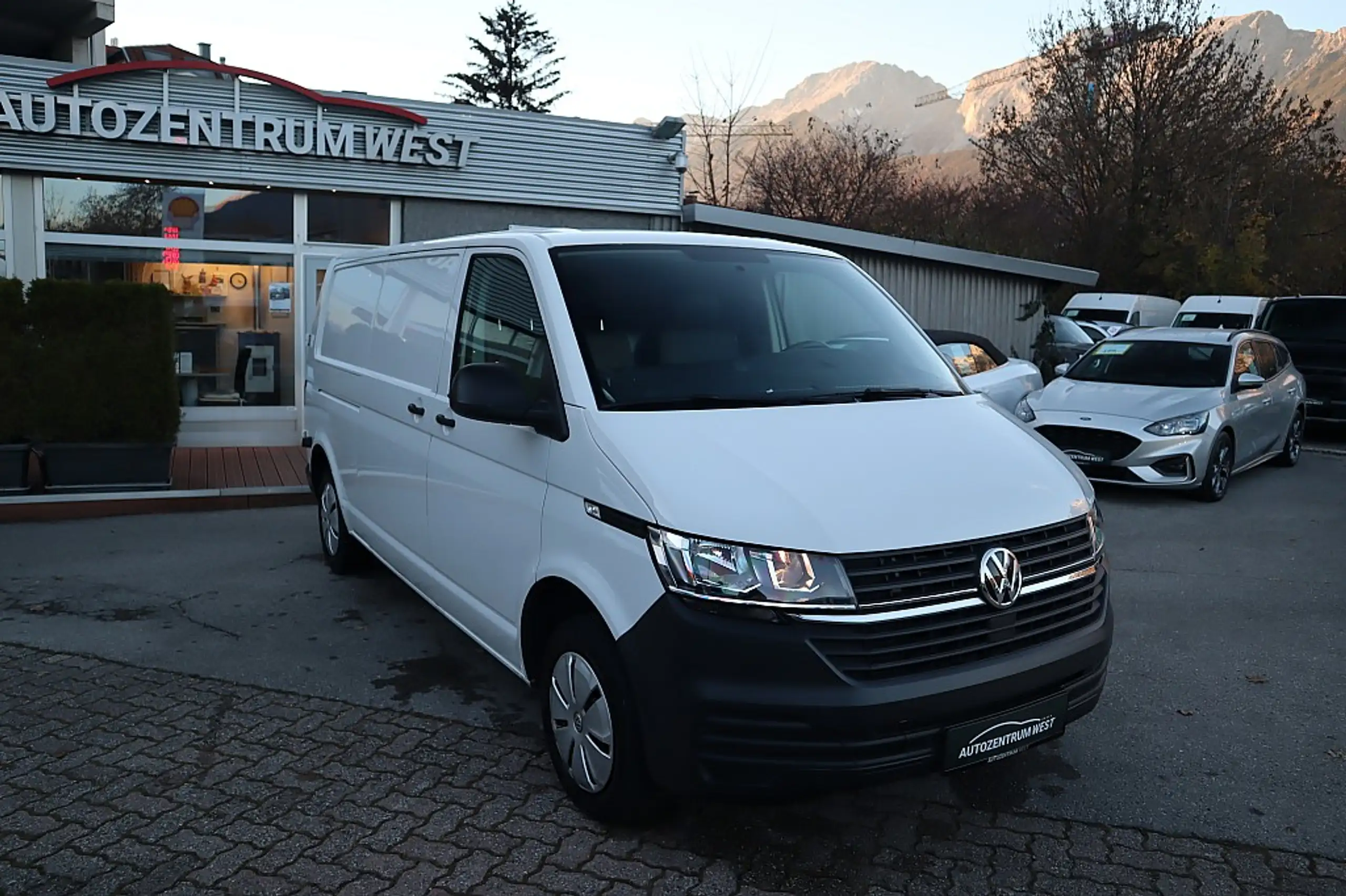 Volkswagen - T6 Transporter