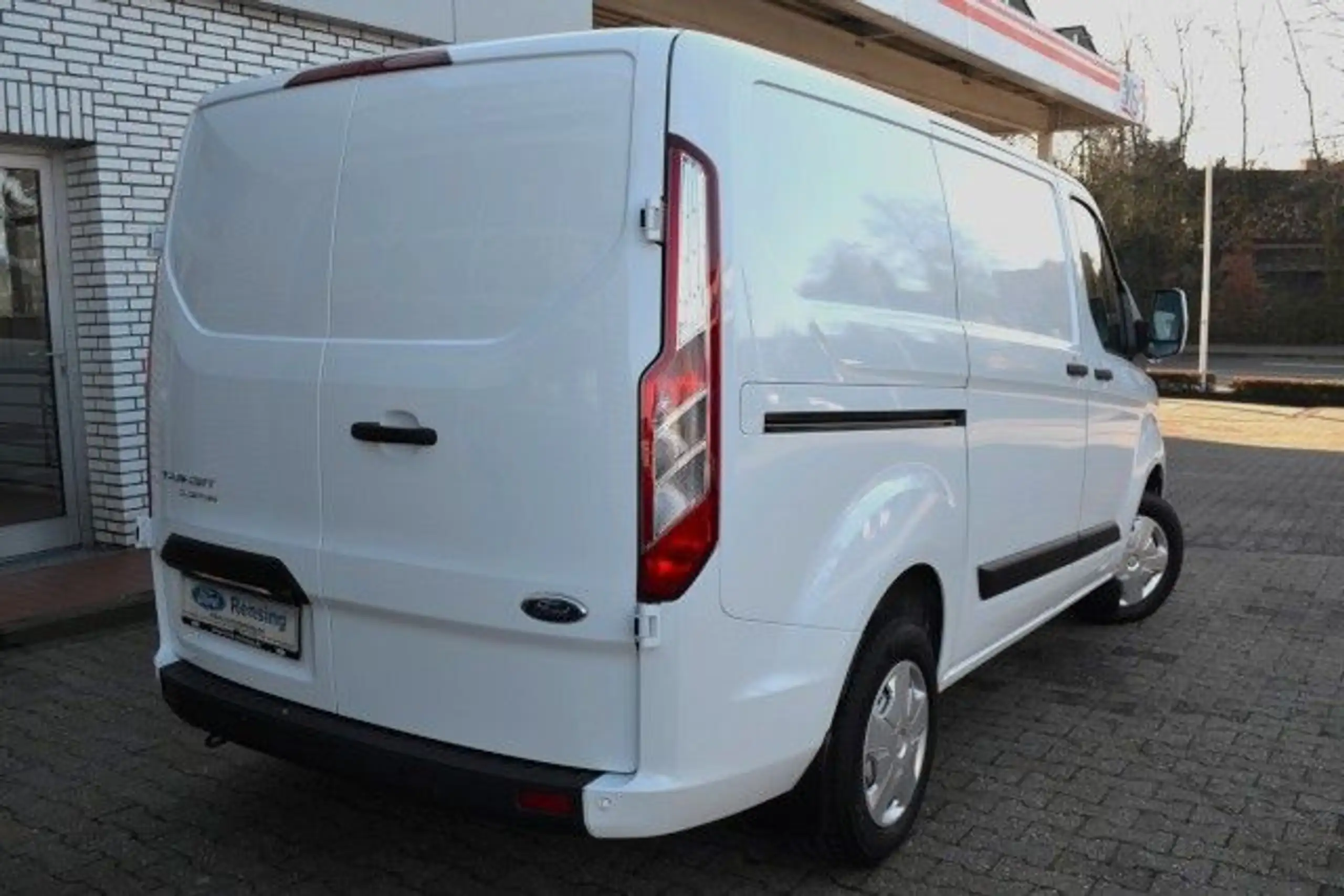 Ford - Transit Custom