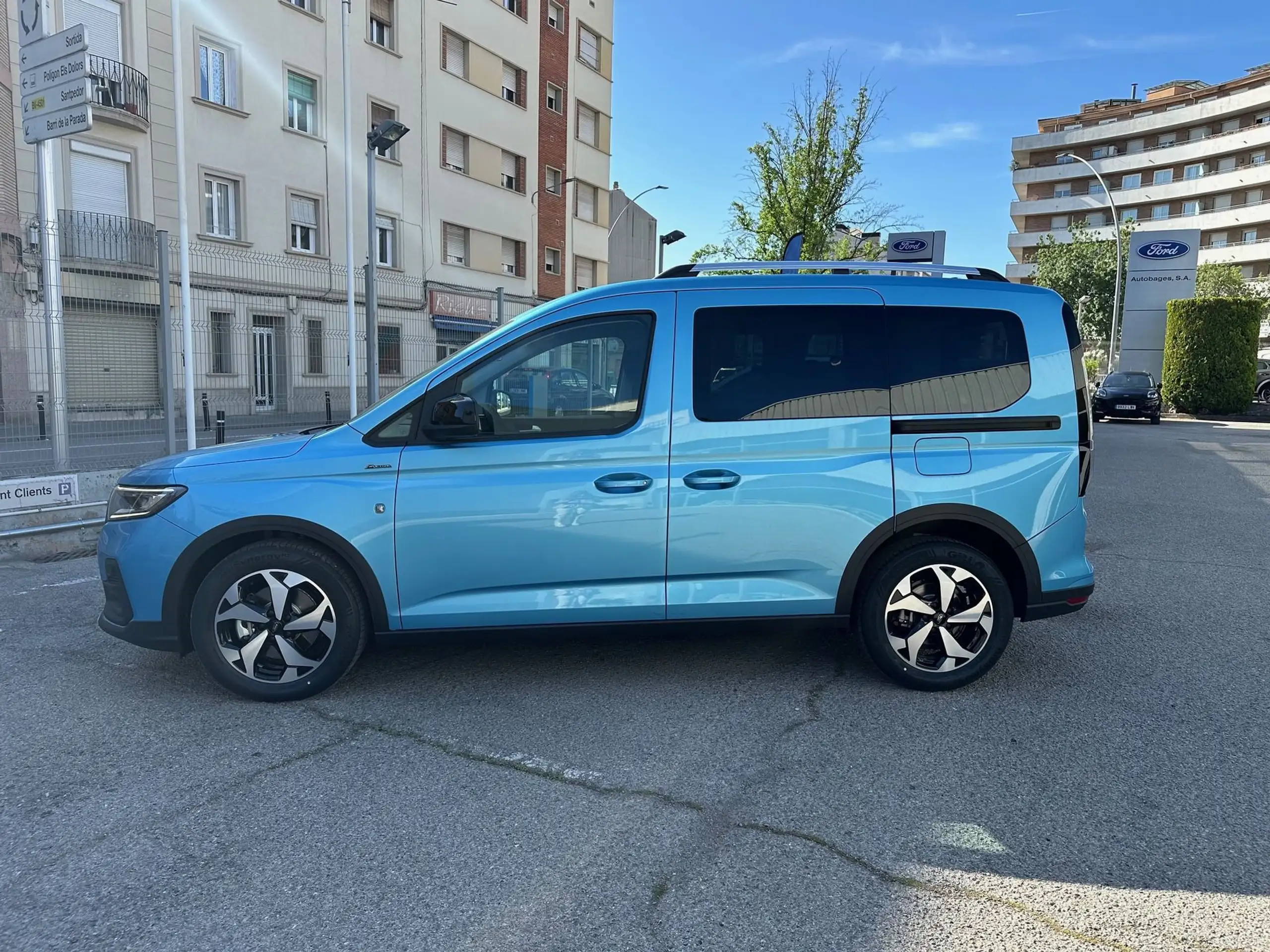 Ford - Tourneo Connect