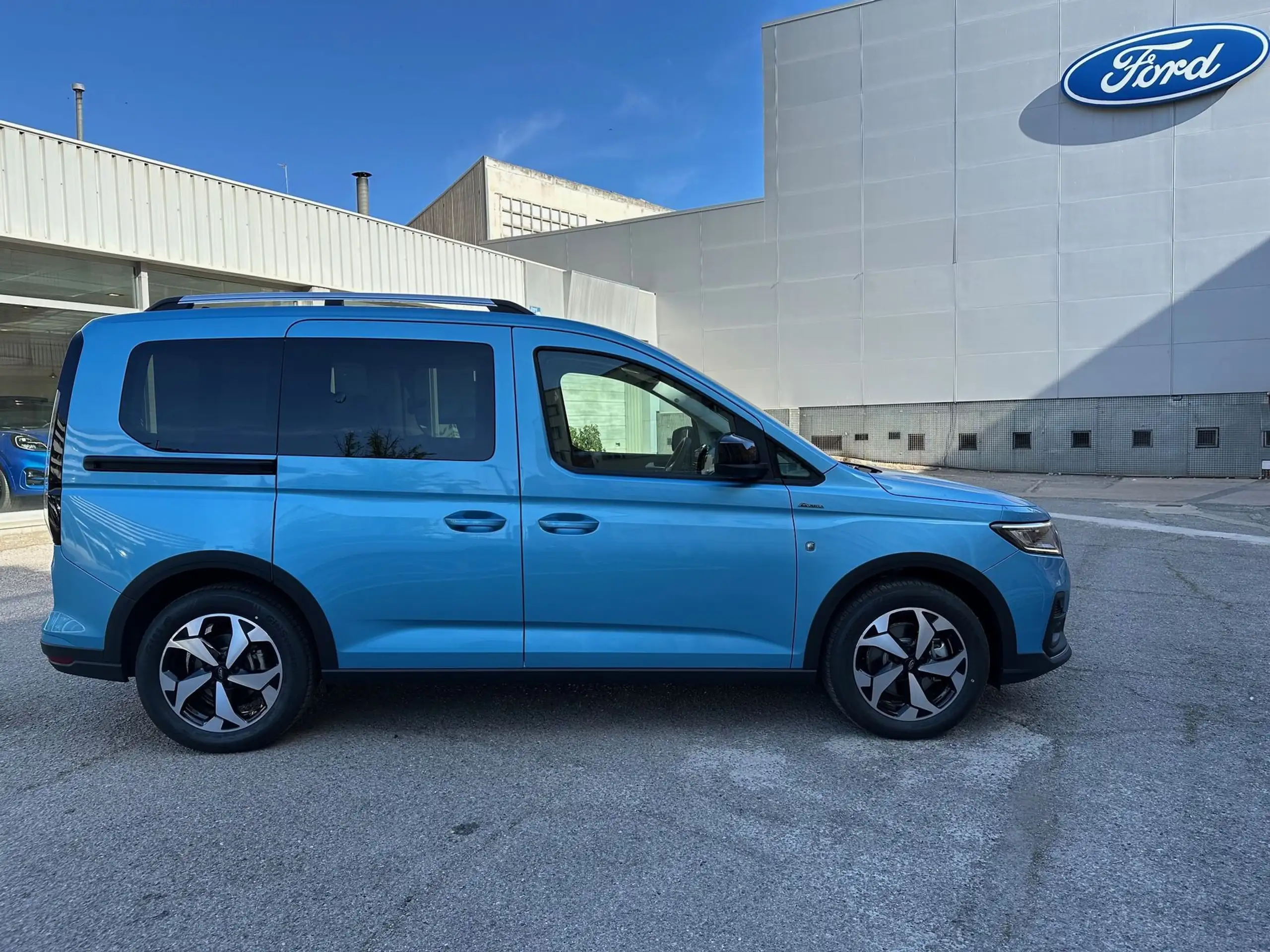 Ford - Tourneo Connect