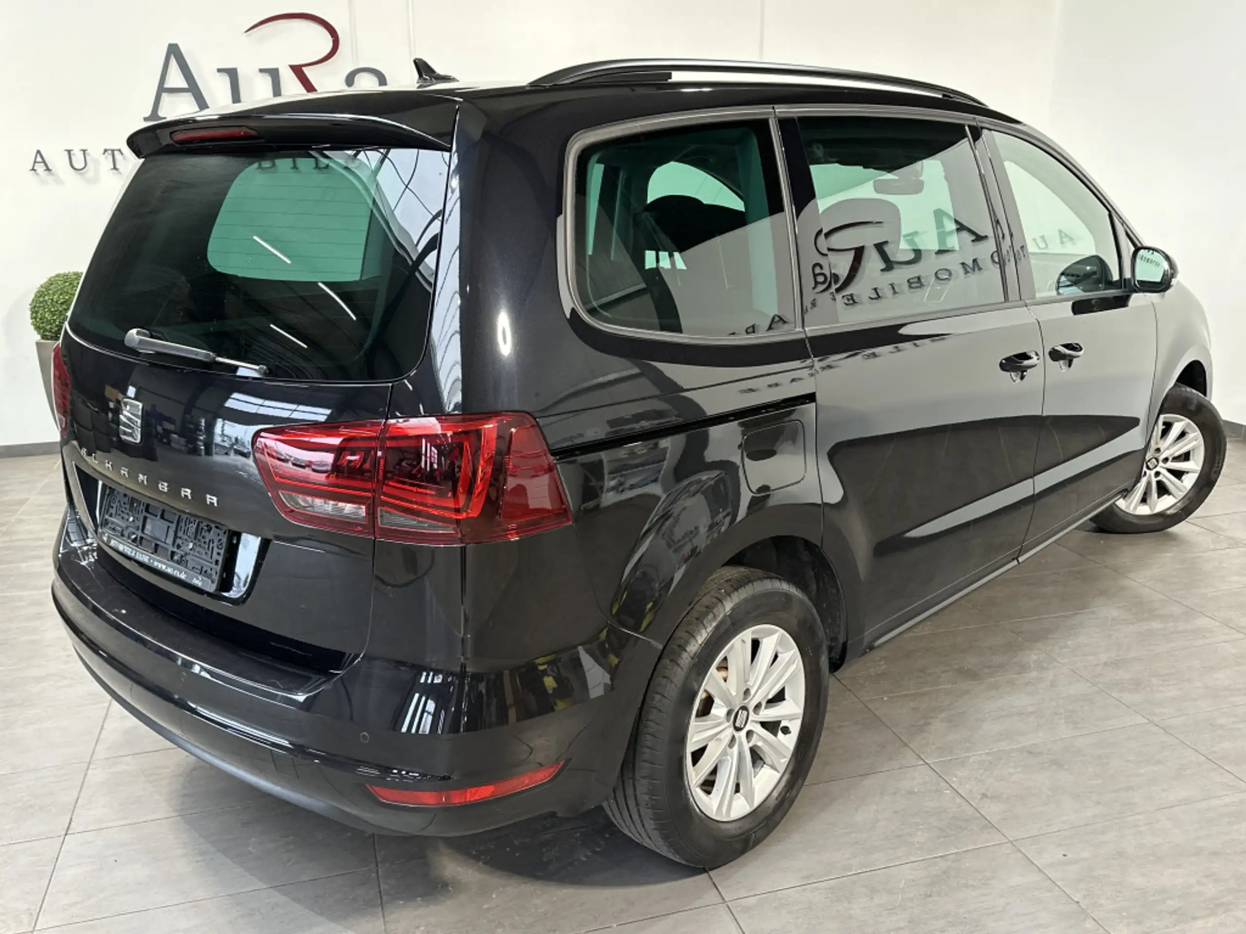 SEAT - Alhambra