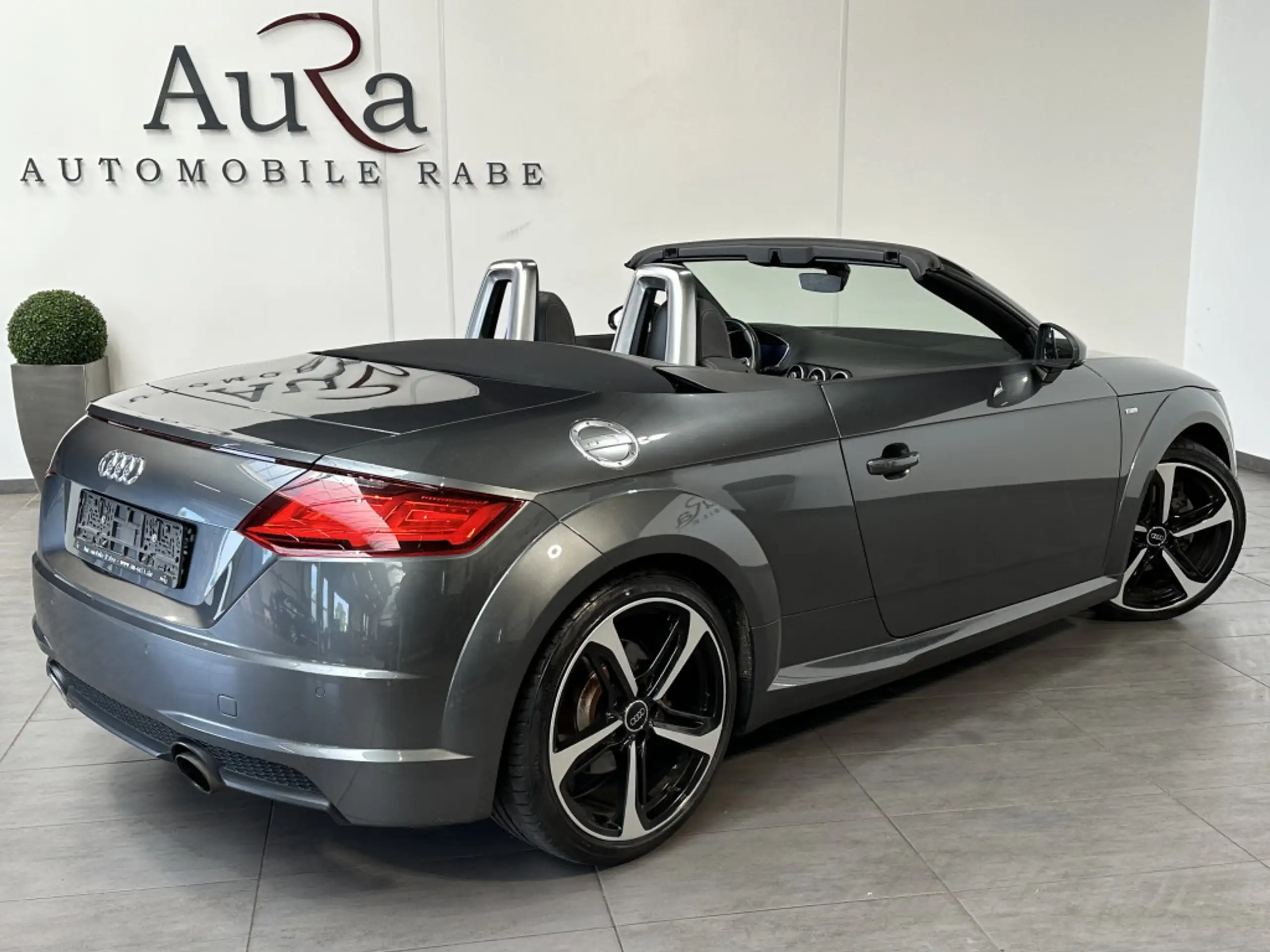 Audi - TT