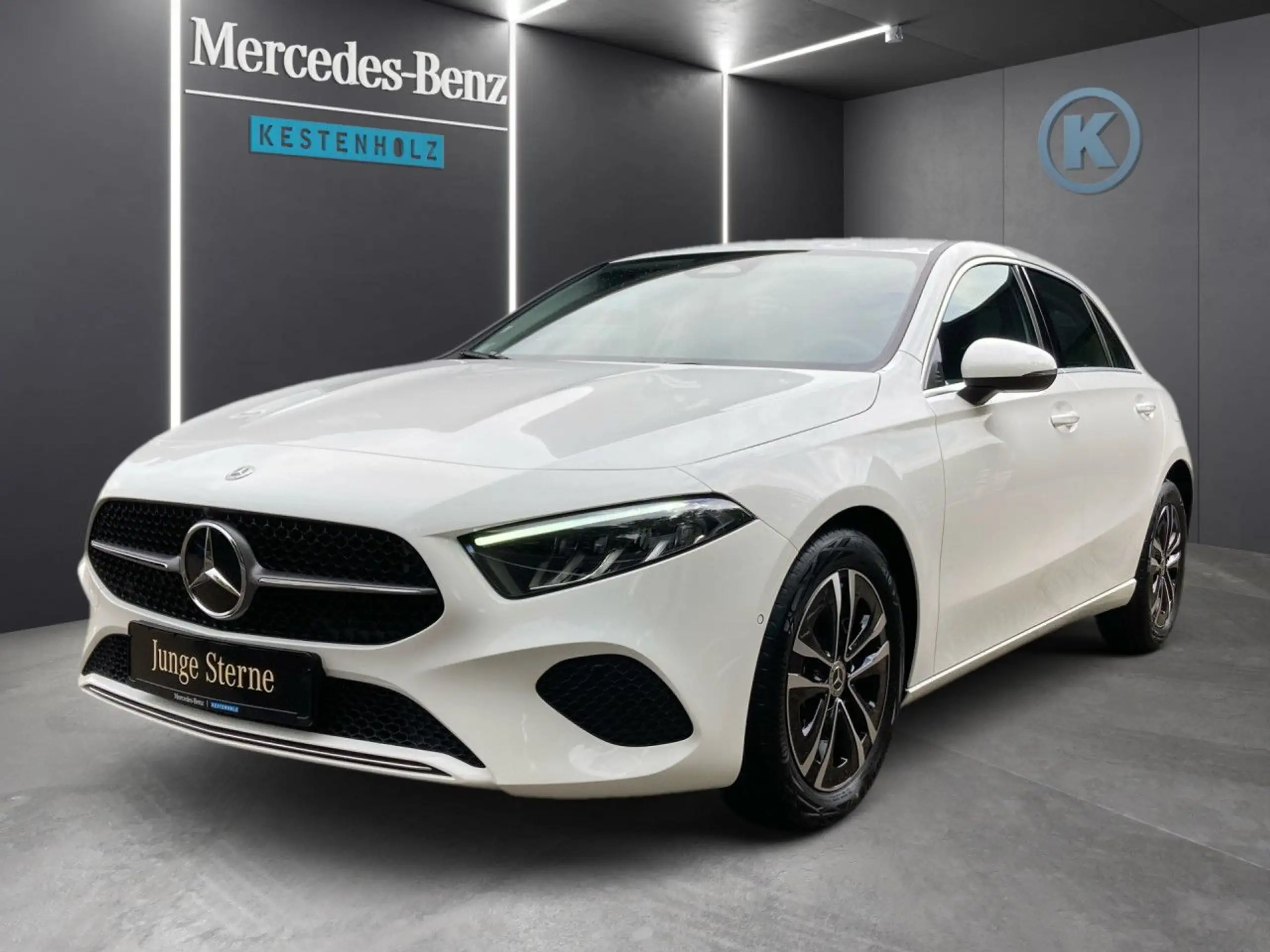 Mercedes-Benz - A 200