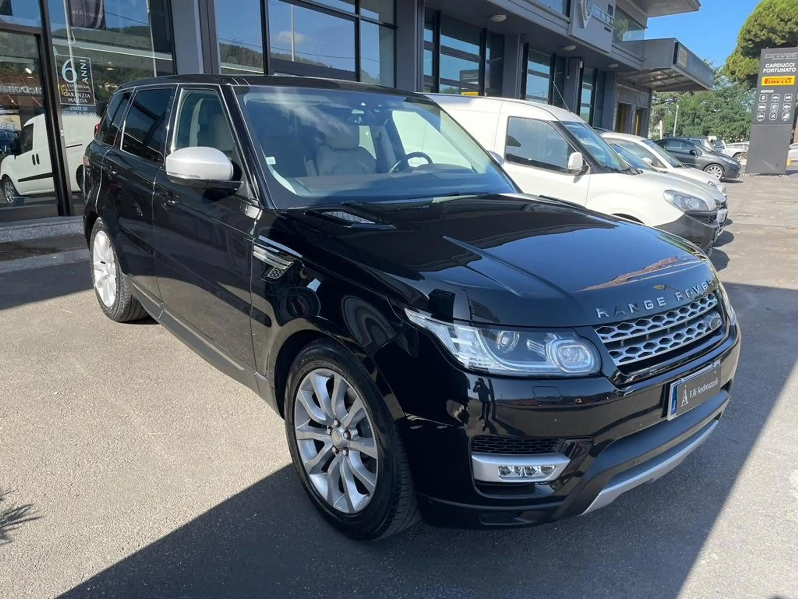 Land Rover - Range Rover Sport