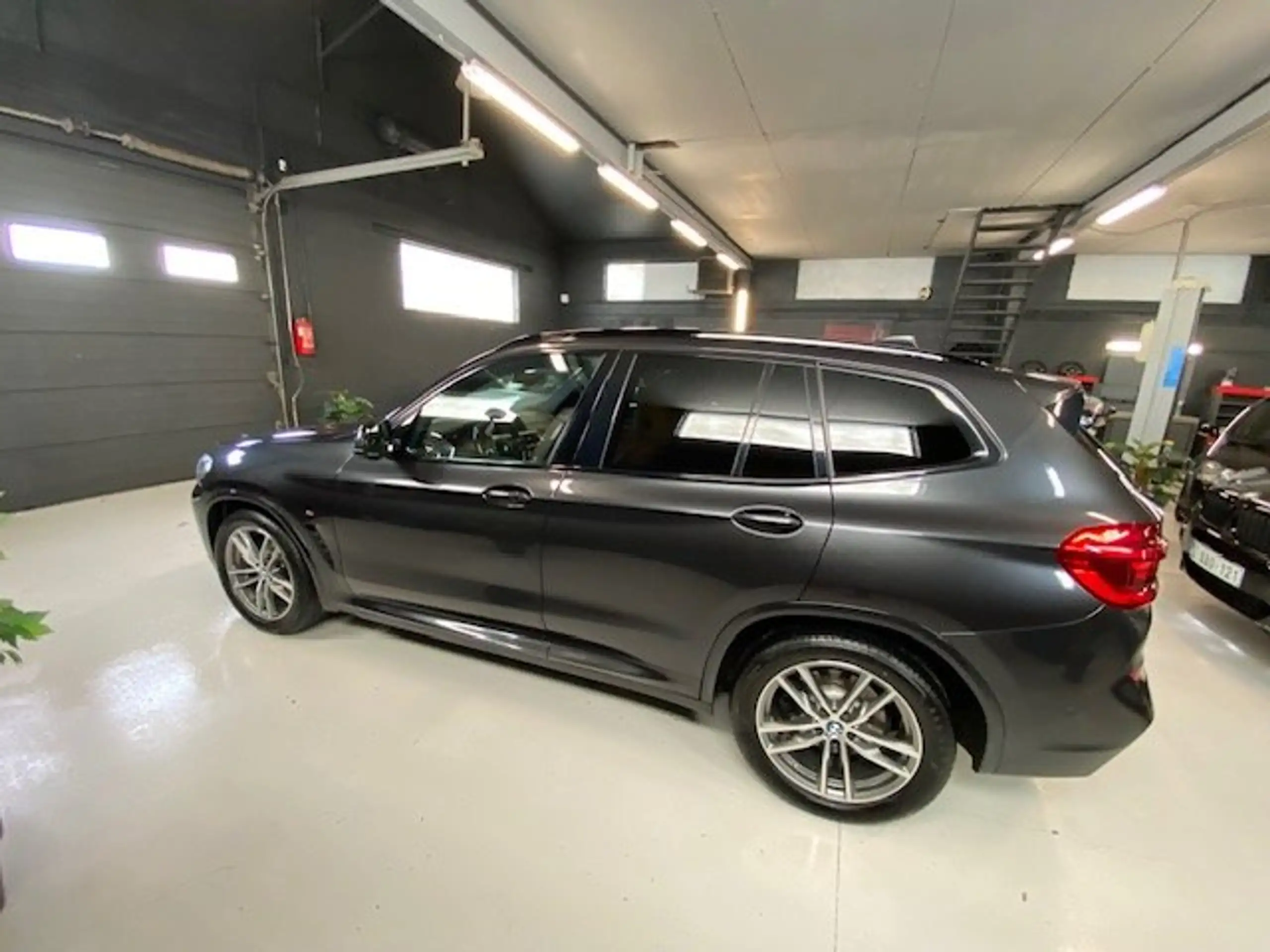 BMW - X3