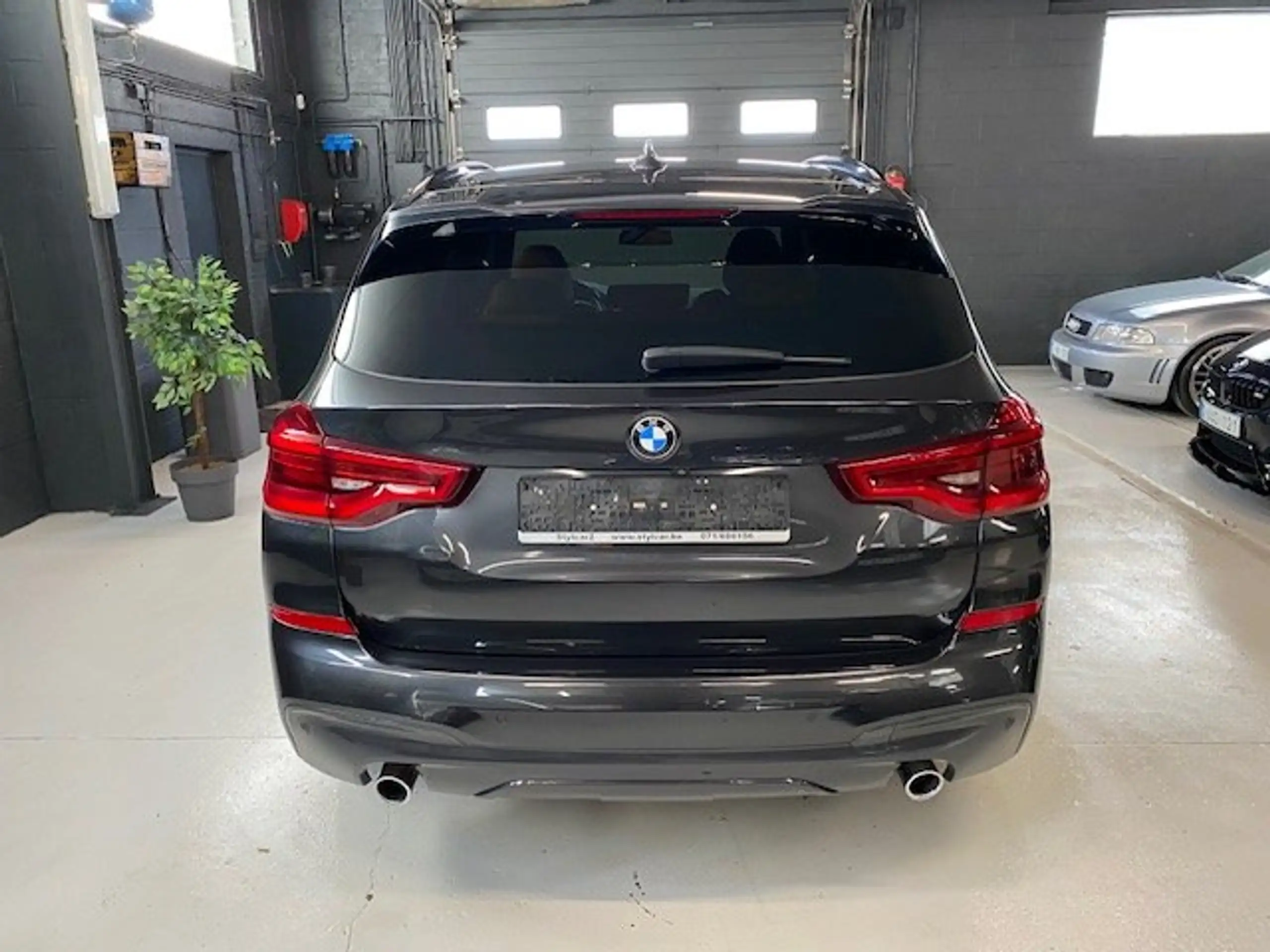 BMW - X3