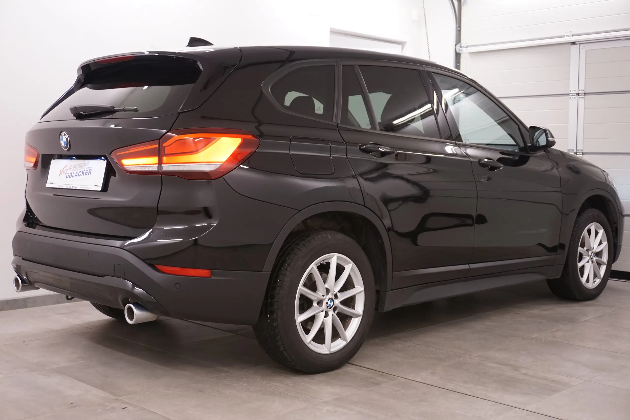 BMW - X1