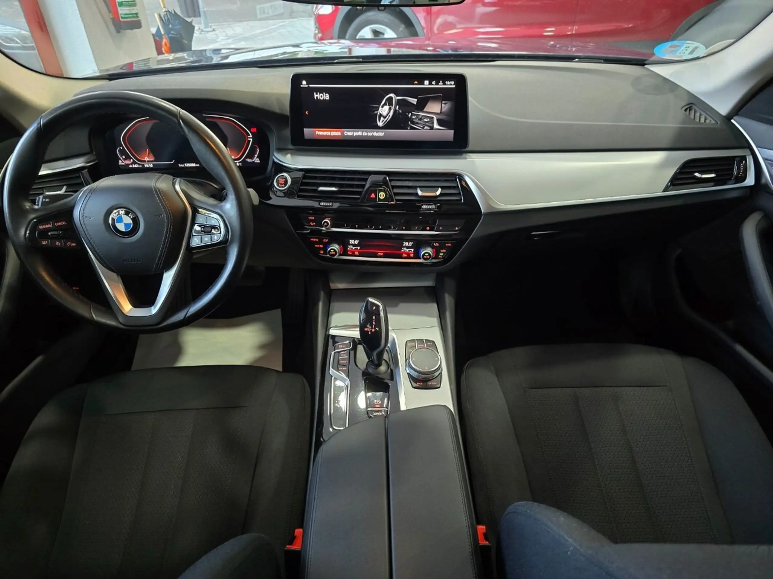 BMW - 520