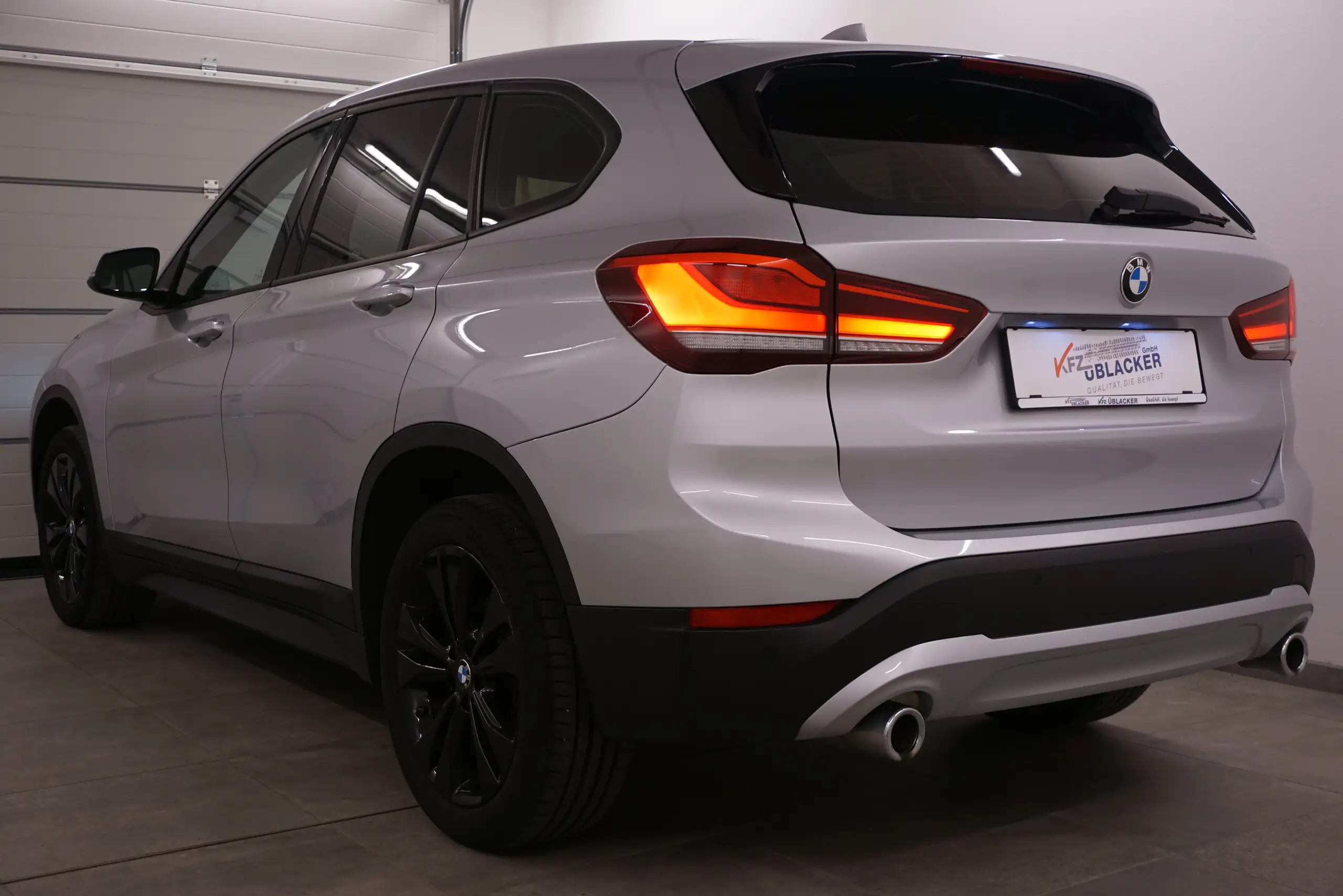 BMW - X1