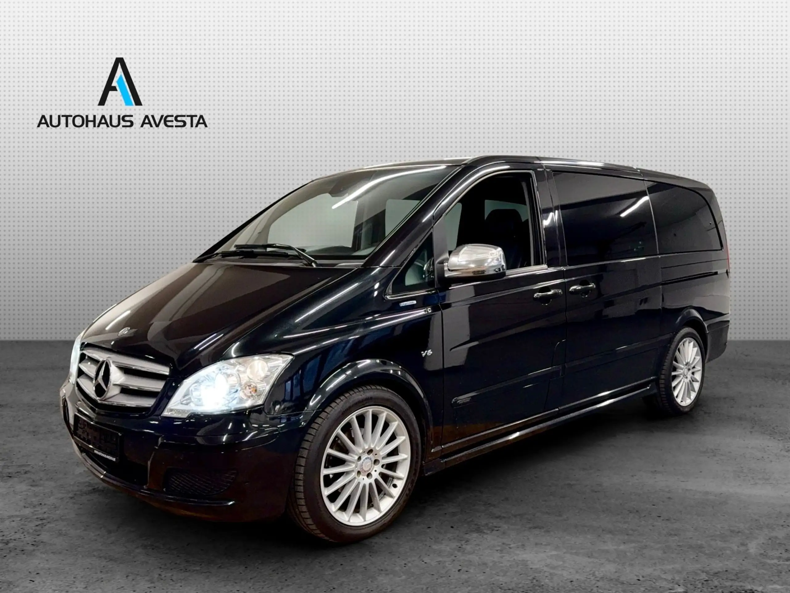 Mercedes-Benz Viano 2013