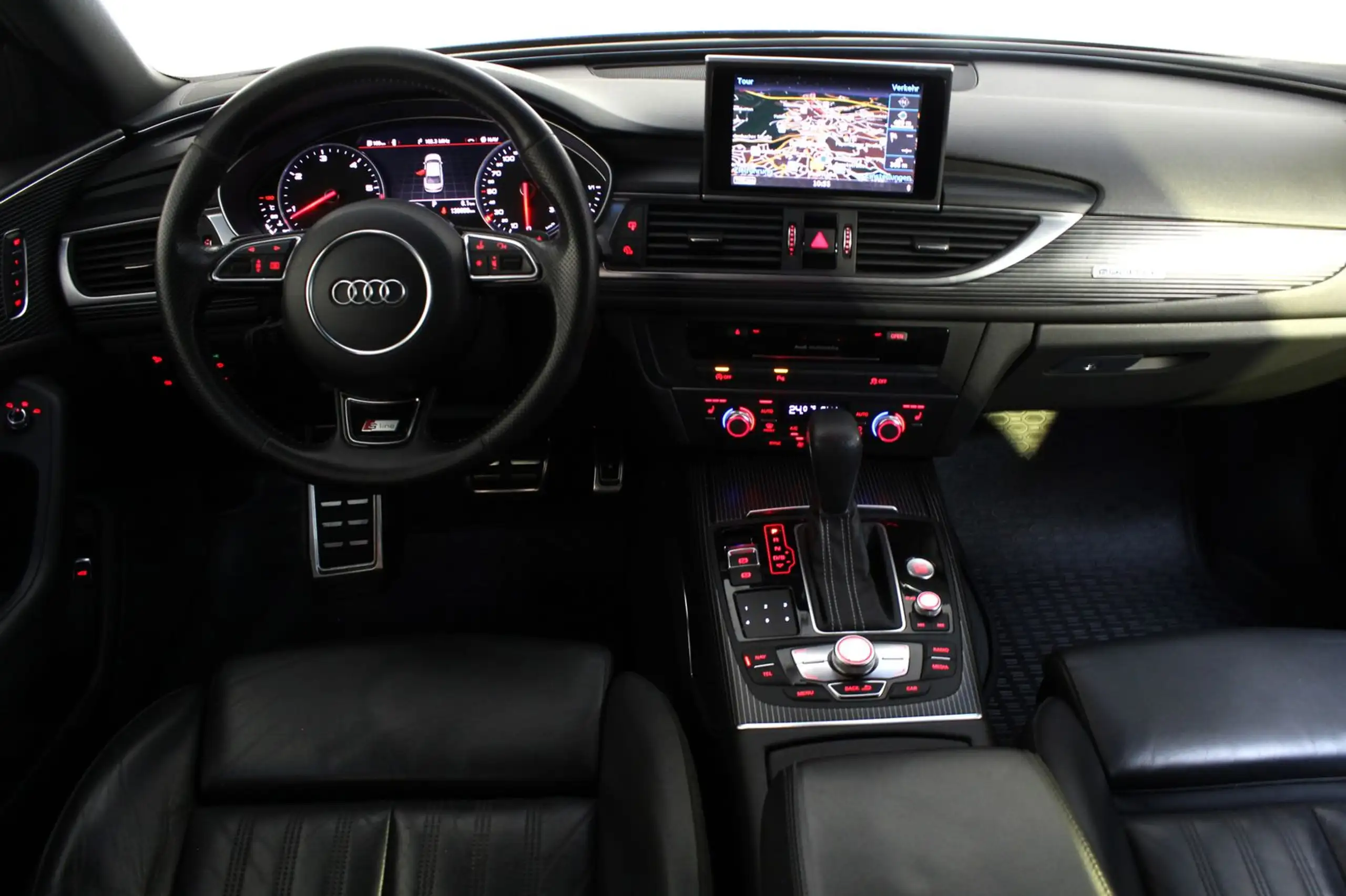 Audi - A6