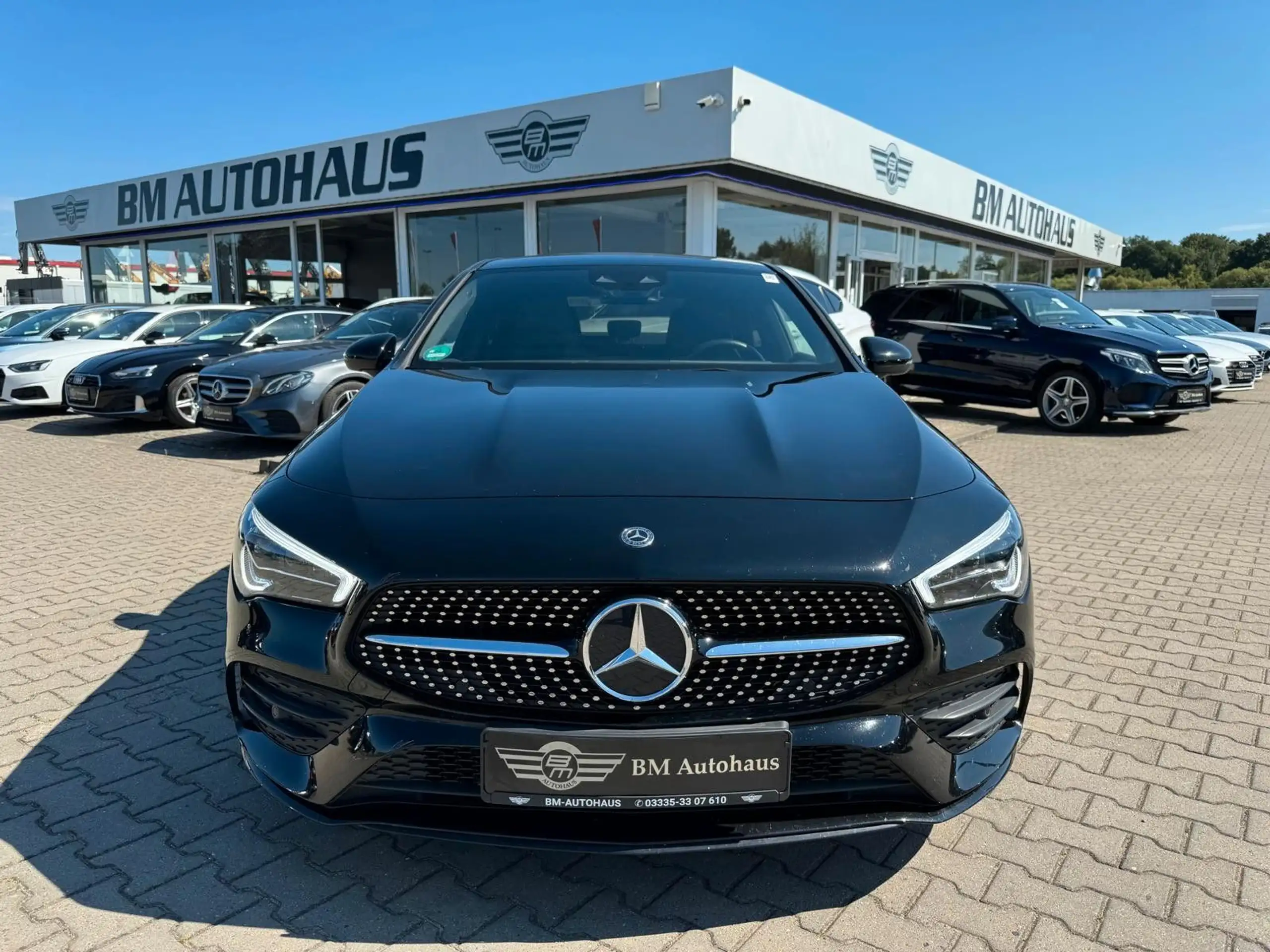 Mercedes-Benz - CLA 180