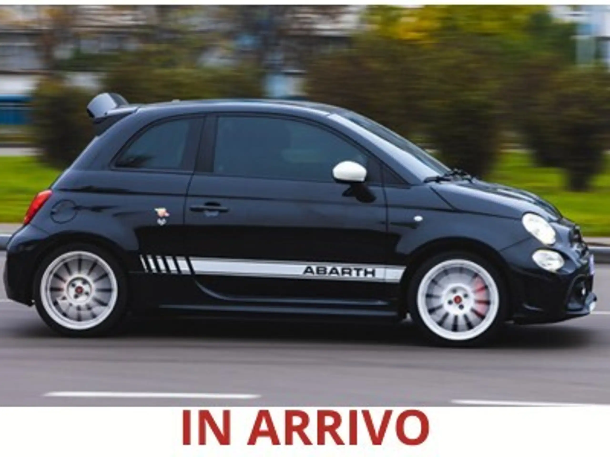 Abarth 695 2022