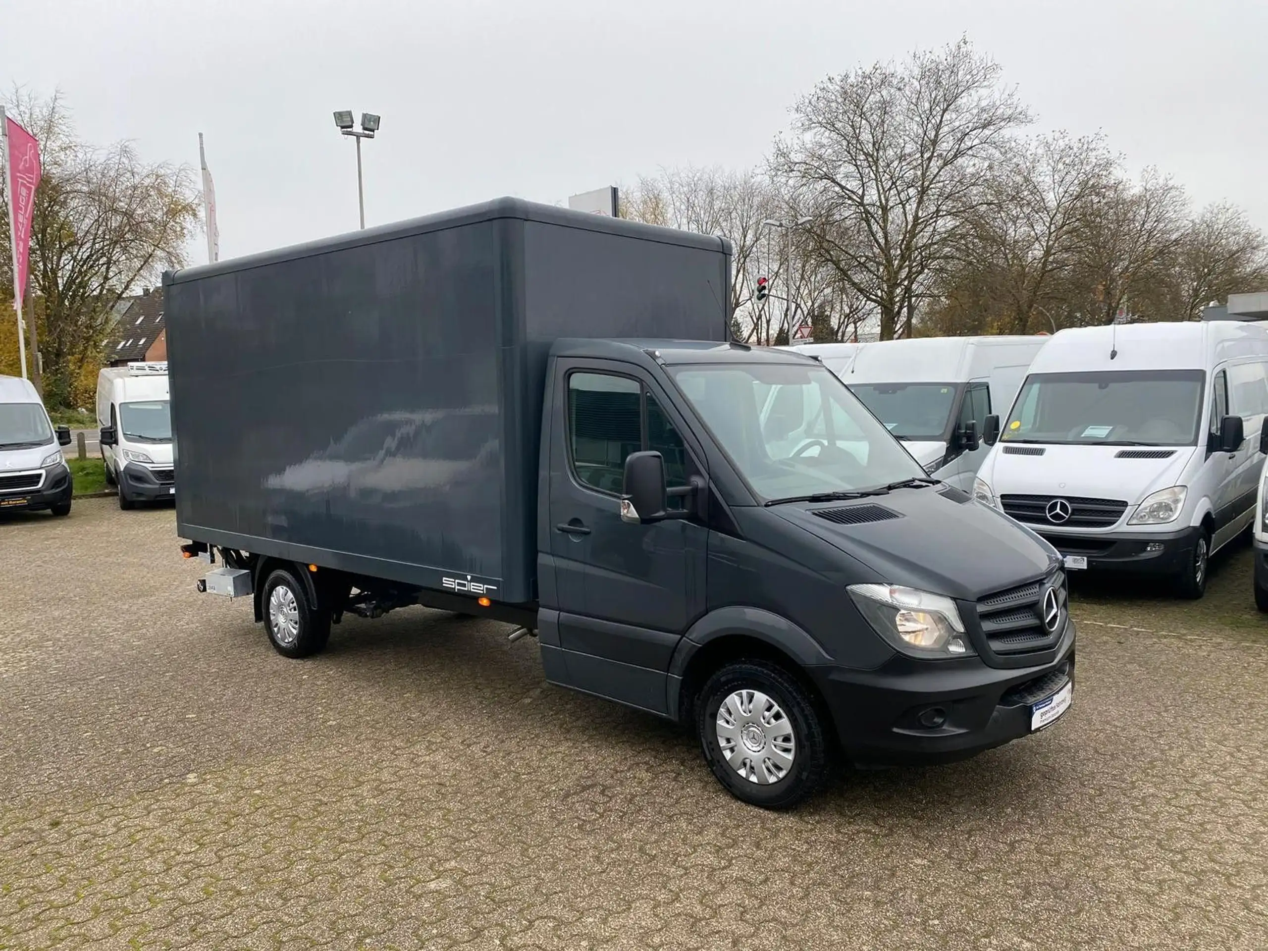 Mercedes-Benz - Sprinter