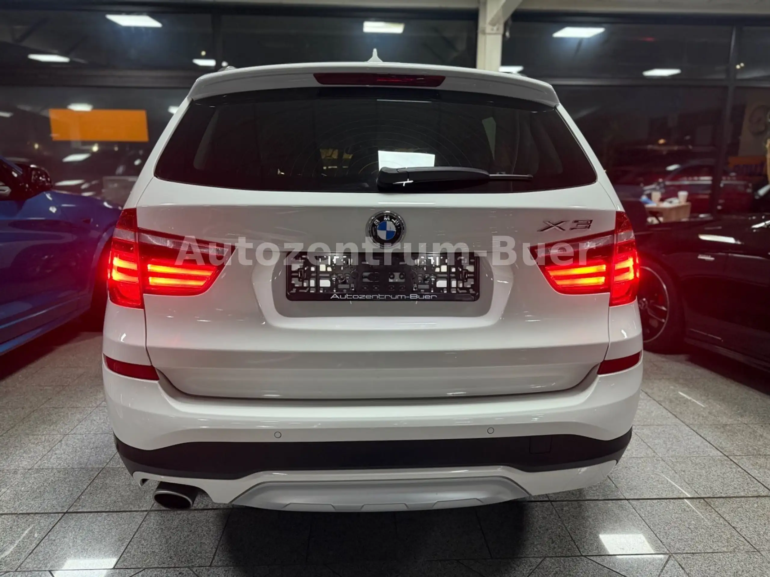 BMW - X3