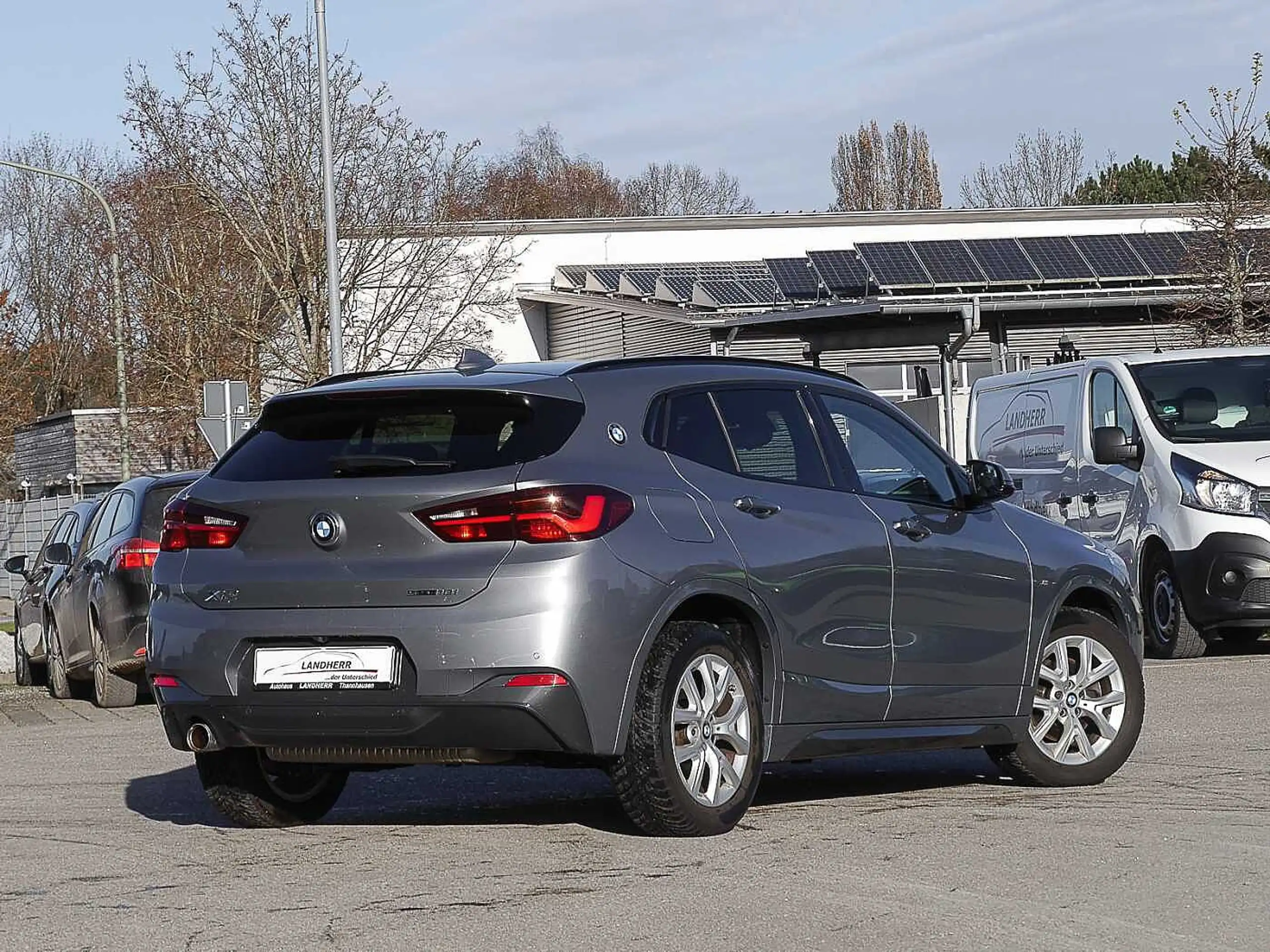 BMW - X2