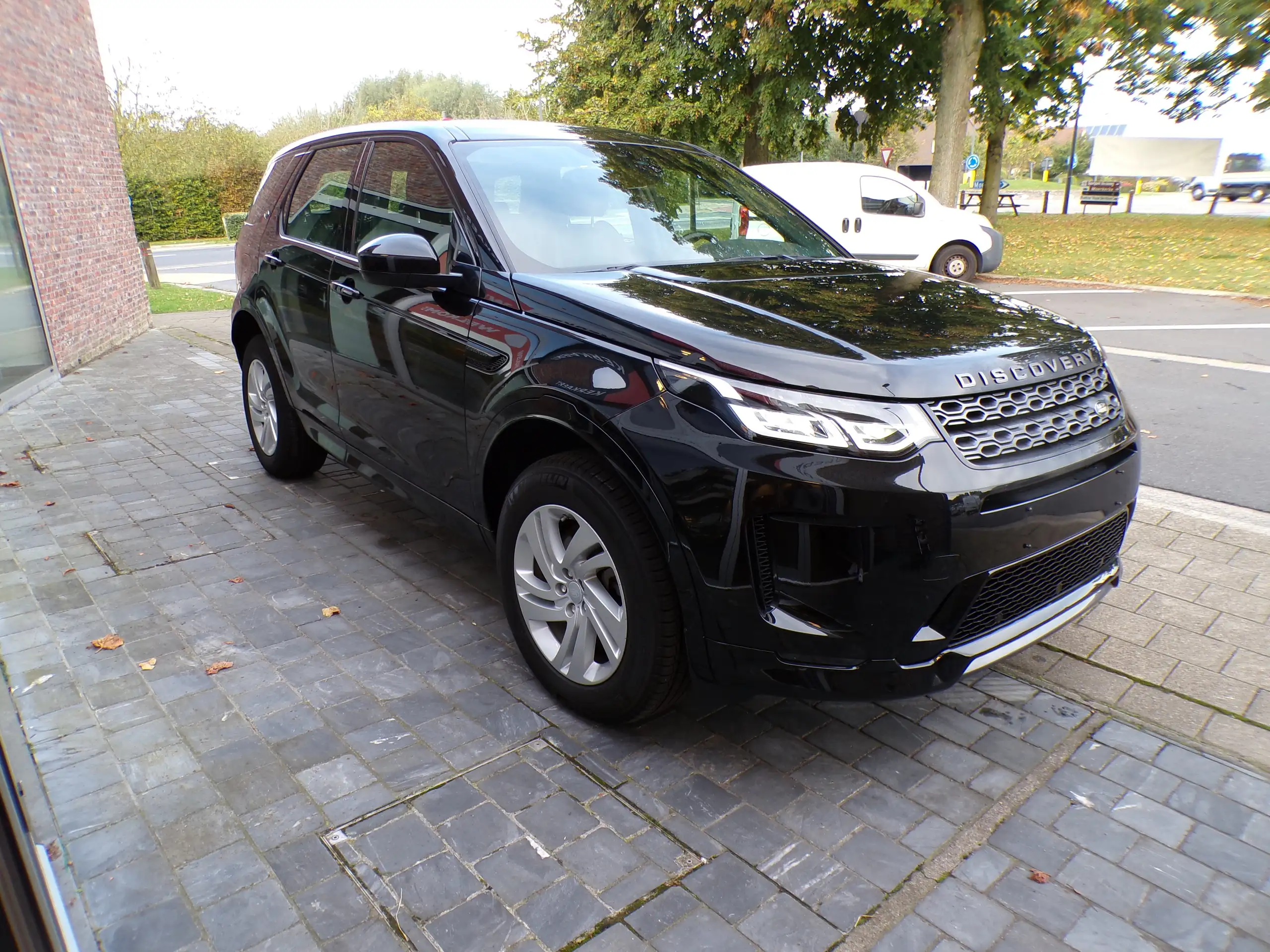 Land Rover - Discovery Sport