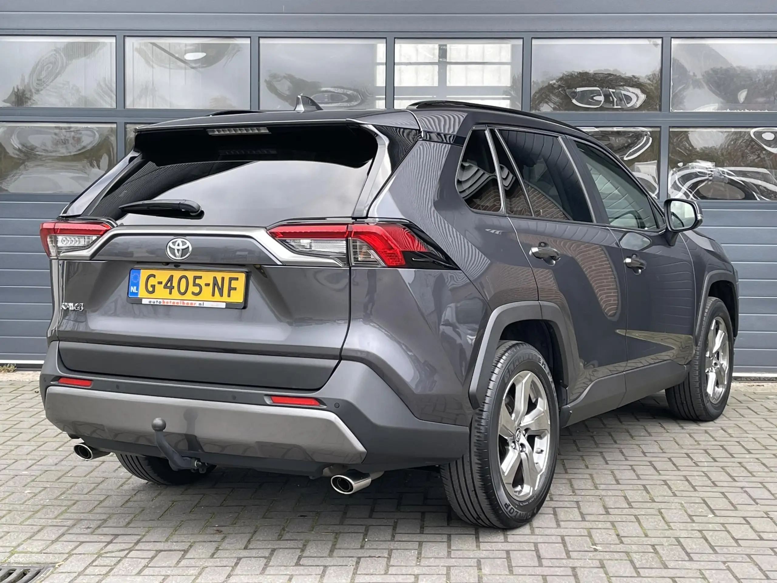 Toyota - RAV 4