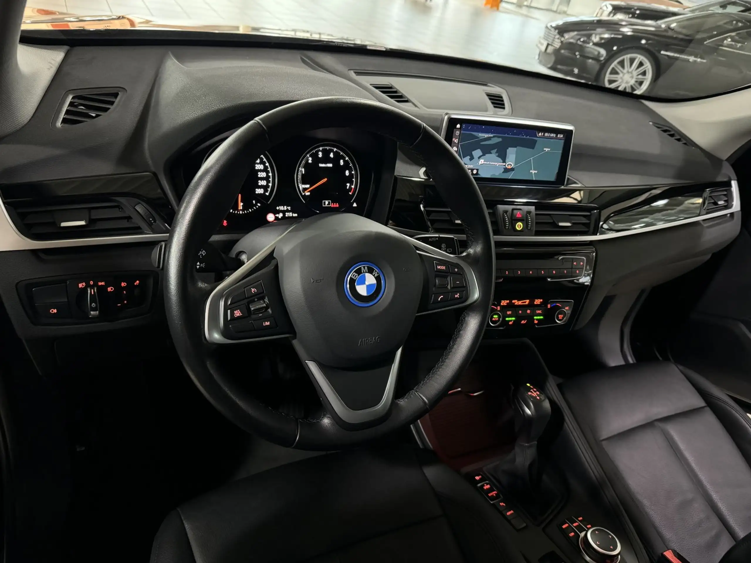 BMW - X1