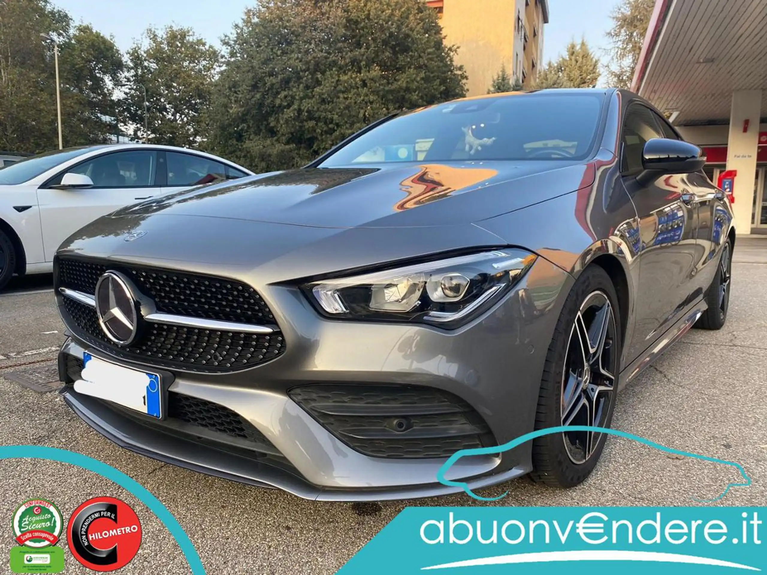 Mercedes-Benz - CLA 180