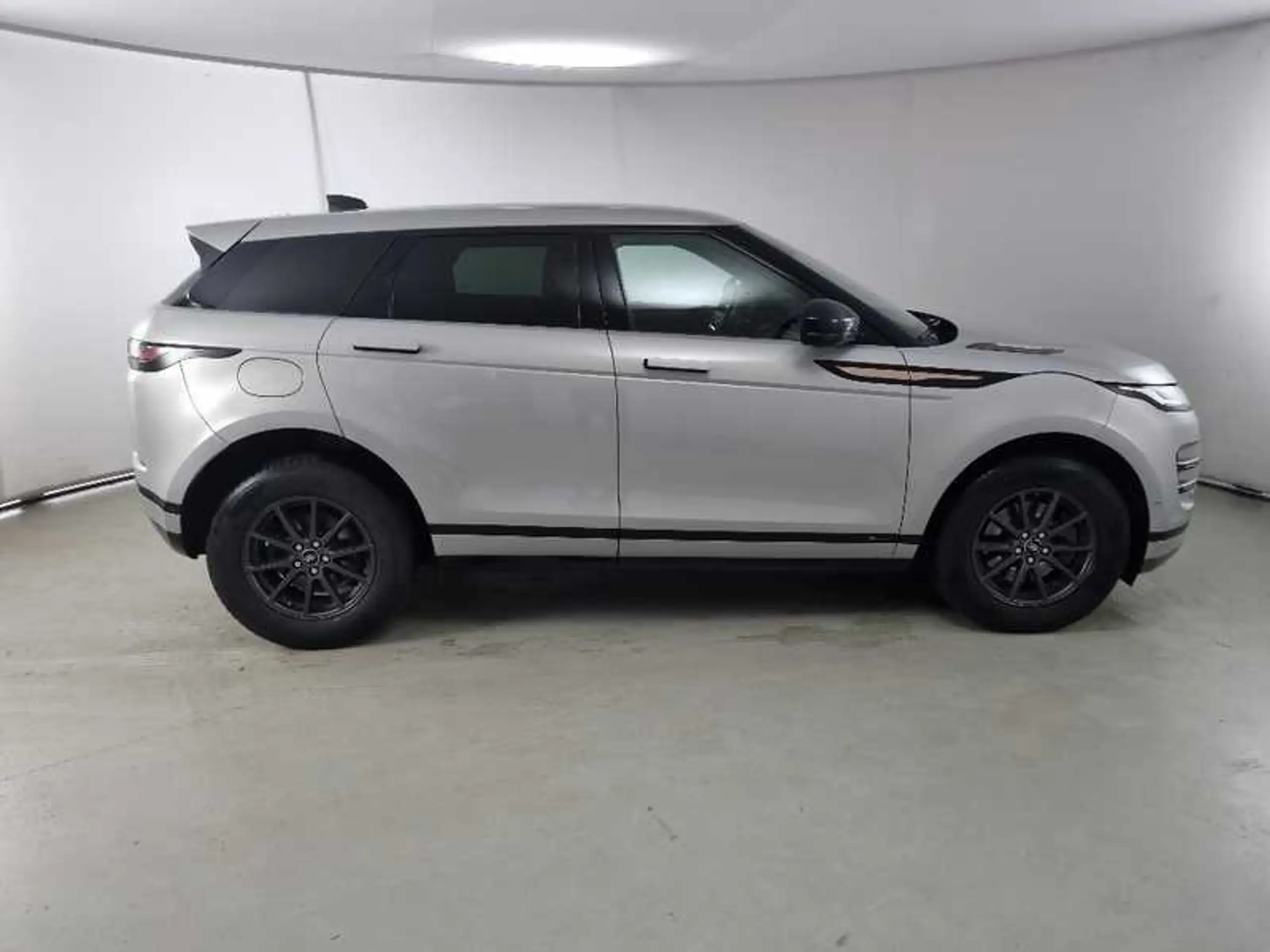 Land Rover - Range Rover Evoque