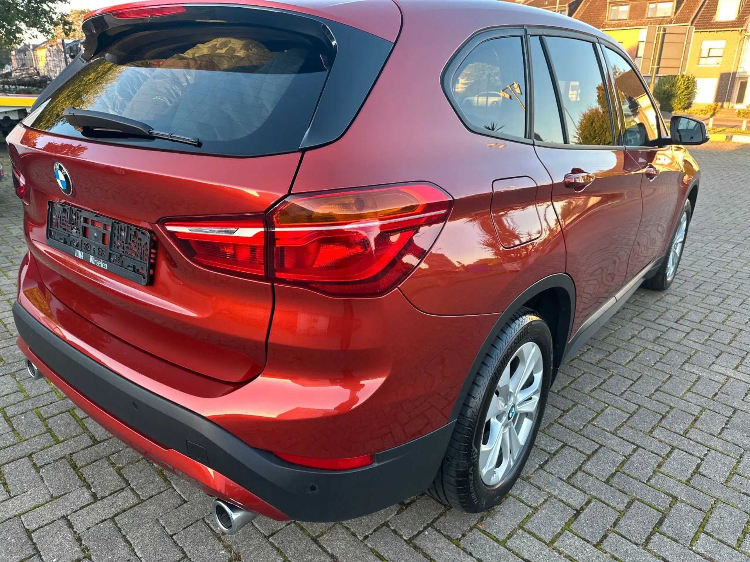 BMW - X1